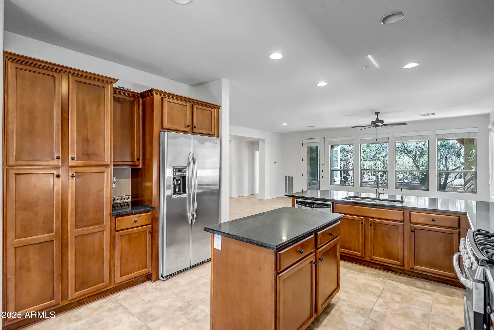 Property Slideshow image 9 of 34 | 29361 n 130th gln, Peoria, AZ, 85383
