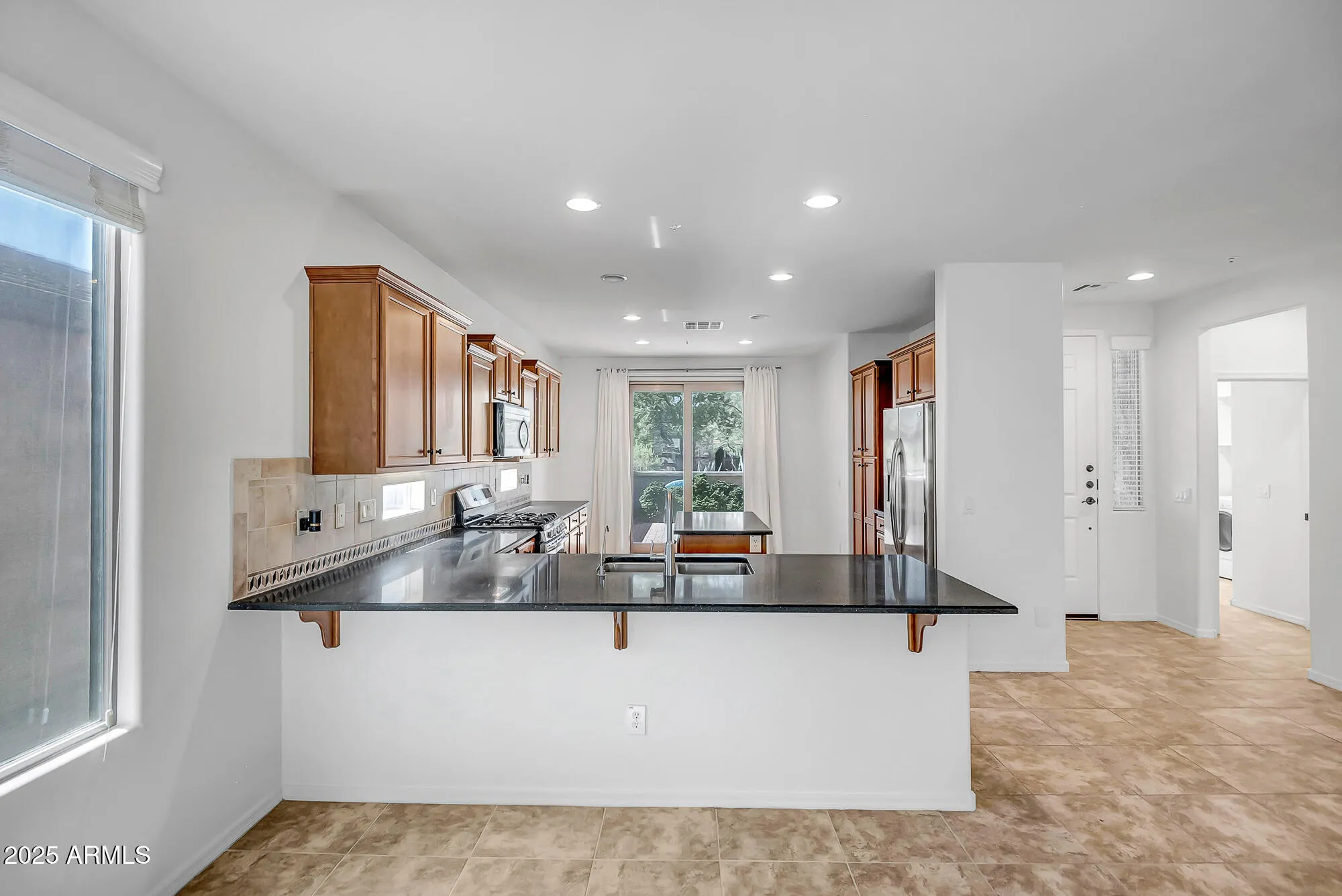 Property Slideshow image 5 of 34 | 29361 n 130th gln, Peoria, AZ, 85383