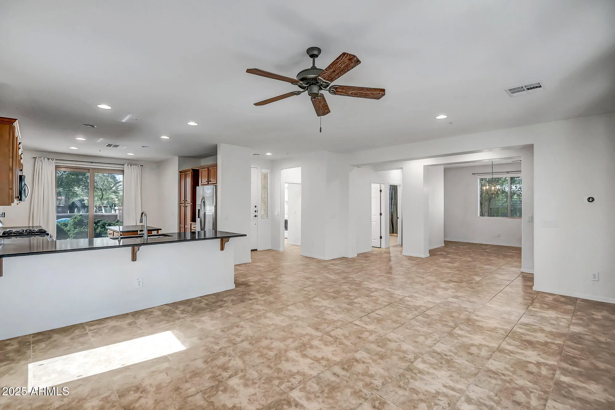 Property Slideshow image 11 of 34 | 29361 n 130th gln, Peoria, AZ, 85383