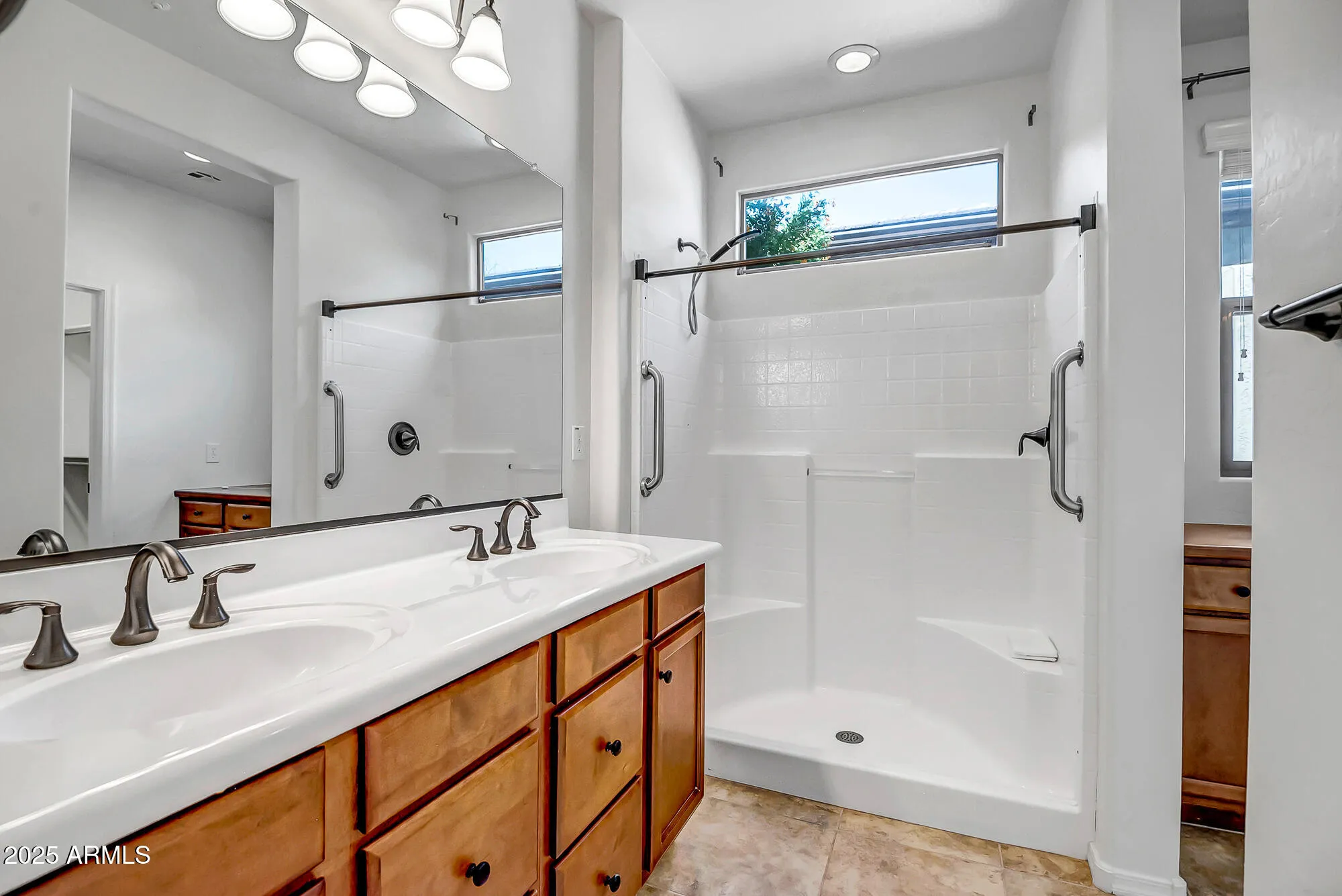 Property Slideshow image 16 of 34 | 29361 n 130th gln, Peoria, AZ, 85383