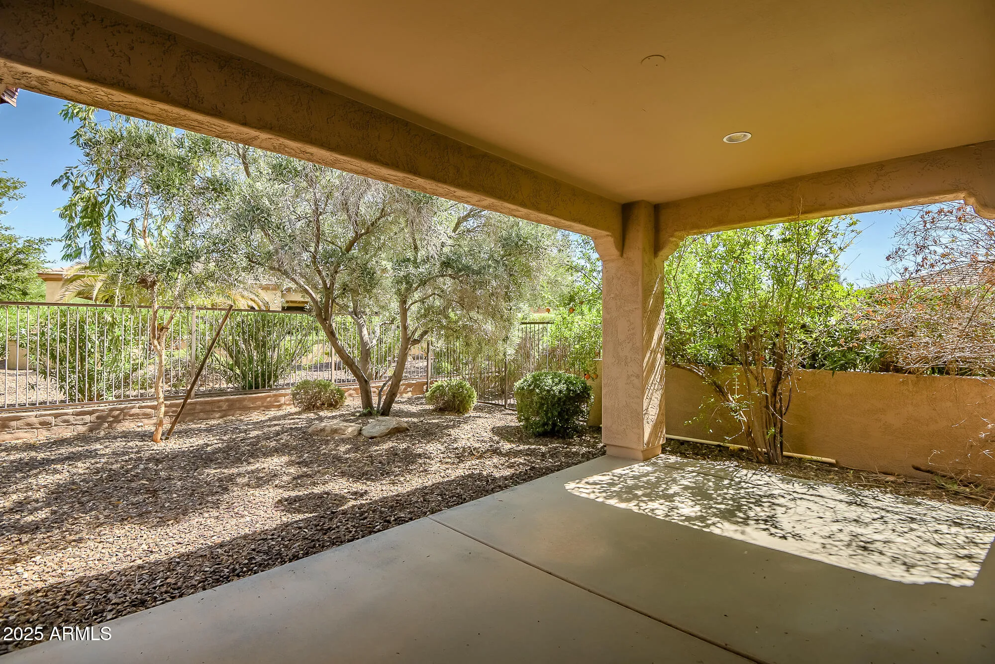 Property Slideshow image 20 of 34 | 29361 n 130th gln, Peoria, AZ, 85383