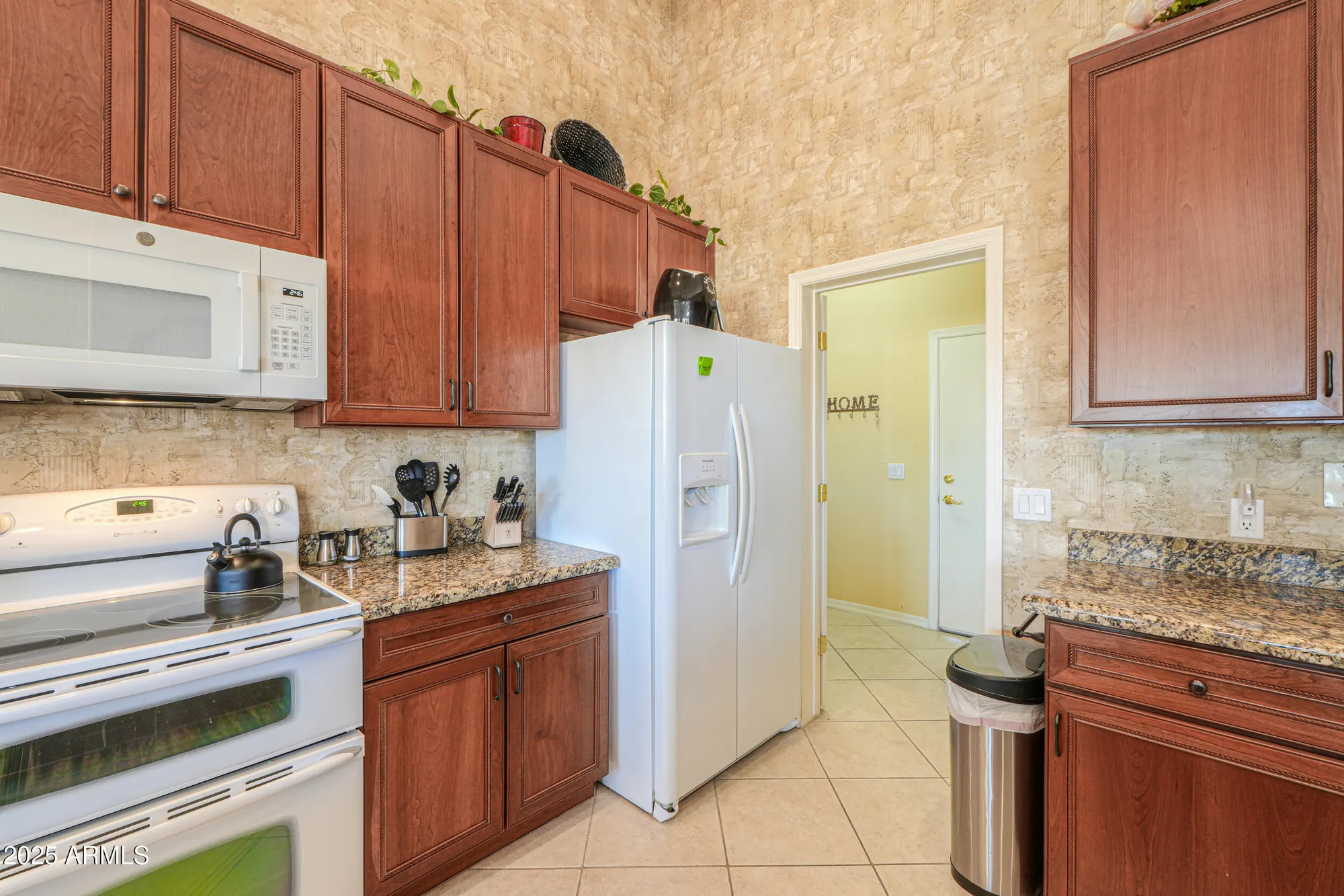 Property Slideshow image 20 of 59 | 1412 n desert willow st, Casa Grande, AZ, 85122