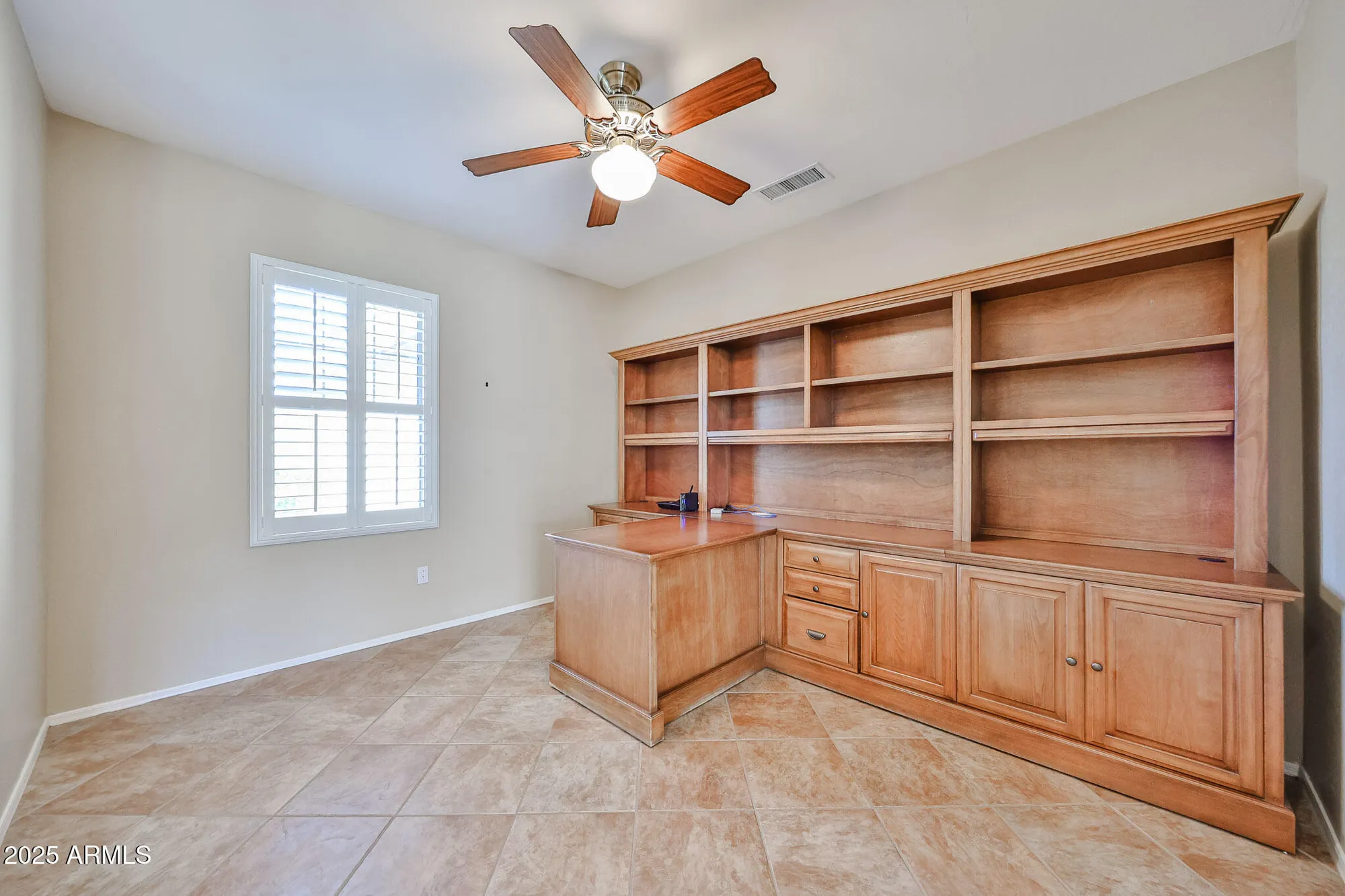 Property Slideshow image 16 of 39 | 20541 n bailey ct, Surprise, AZ, 85387