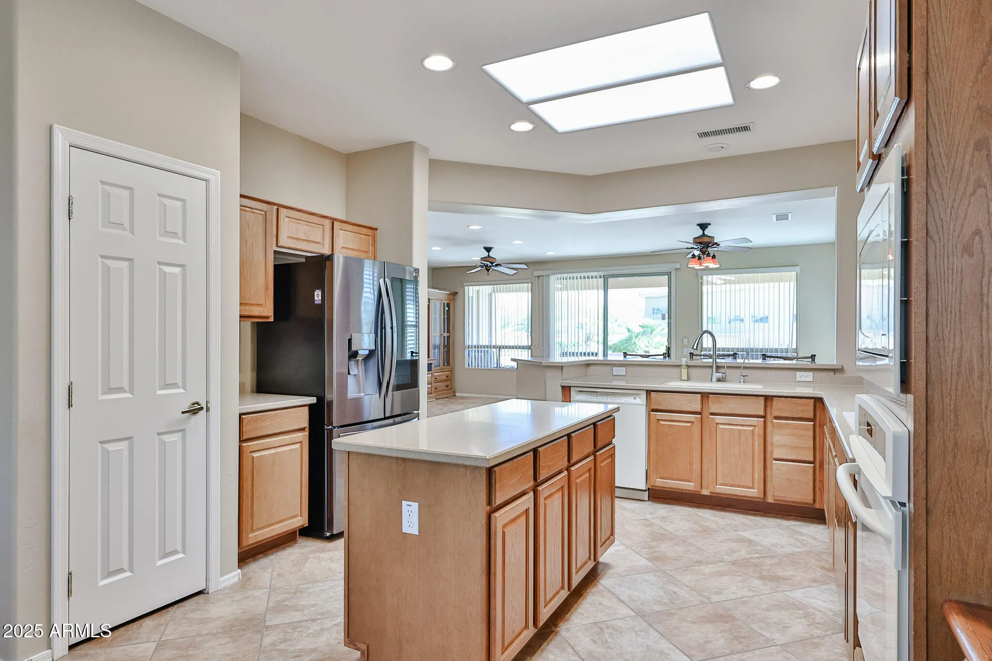 Property Slideshow image 14 of 39 | 20541 n bailey ct, Surprise, AZ, 85387