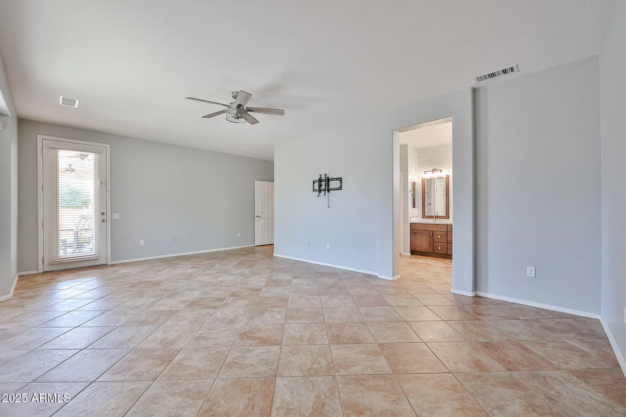 Property Slideshow image 22 of 39 | 20541 n bailey ct, Surprise, AZ, 85387