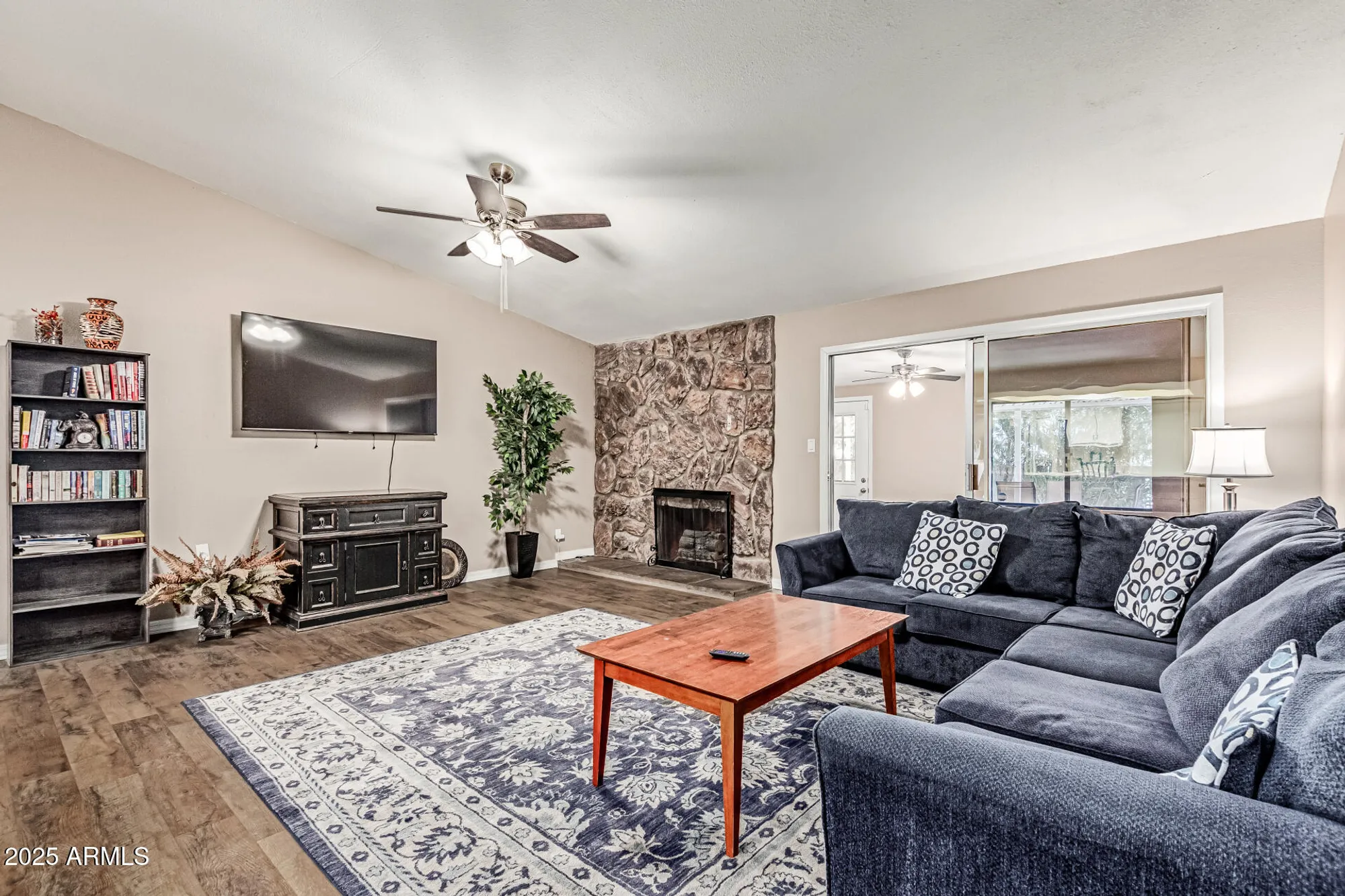 Property Slideshow image 10 of 34 | 11449 s iroquois dr, Phoenix, AZ, 85044