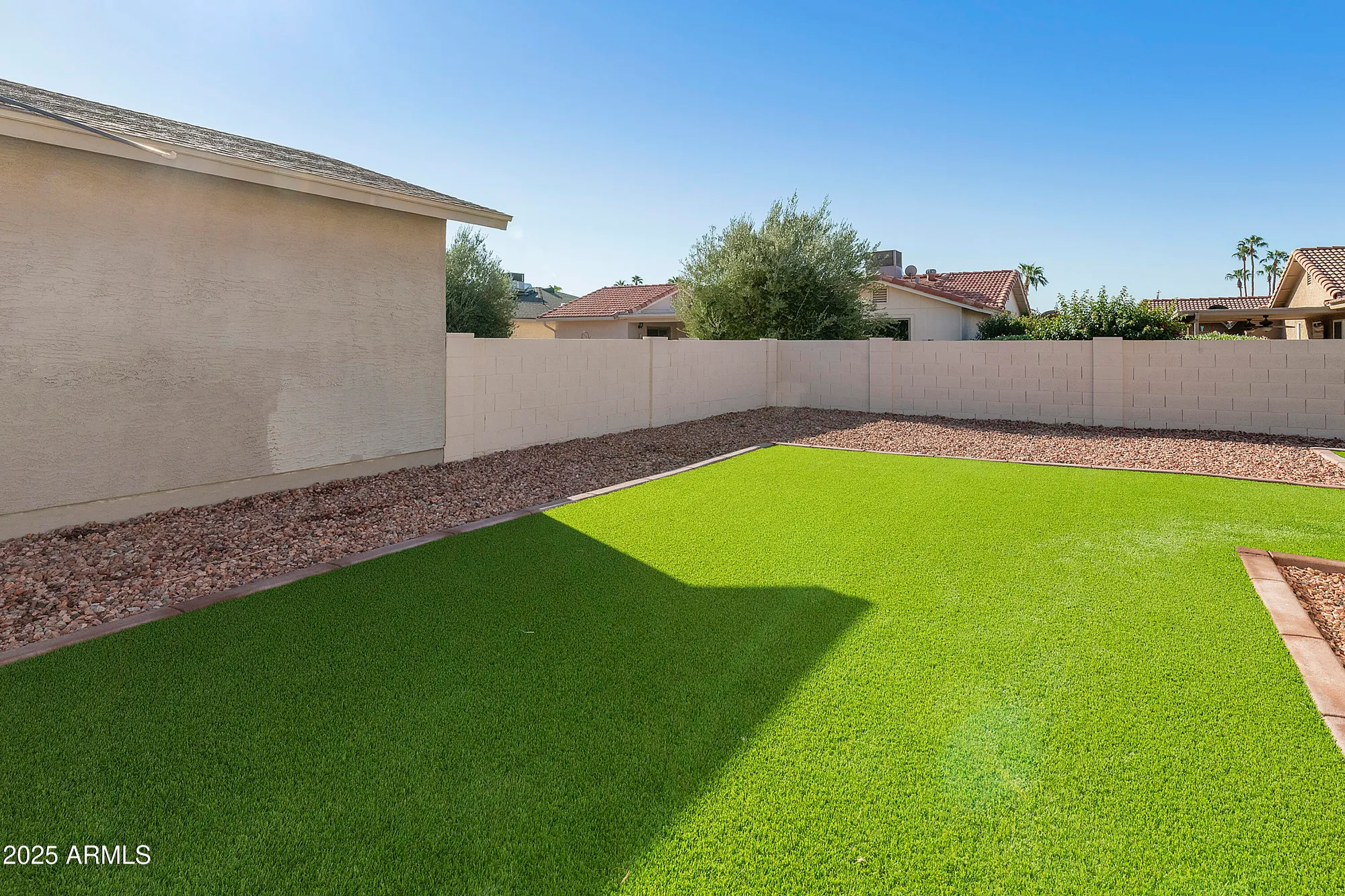 Property Slideshow image 36 of 54 | 10409 e silvertree dr, Sun Lakes, AZ, 85248