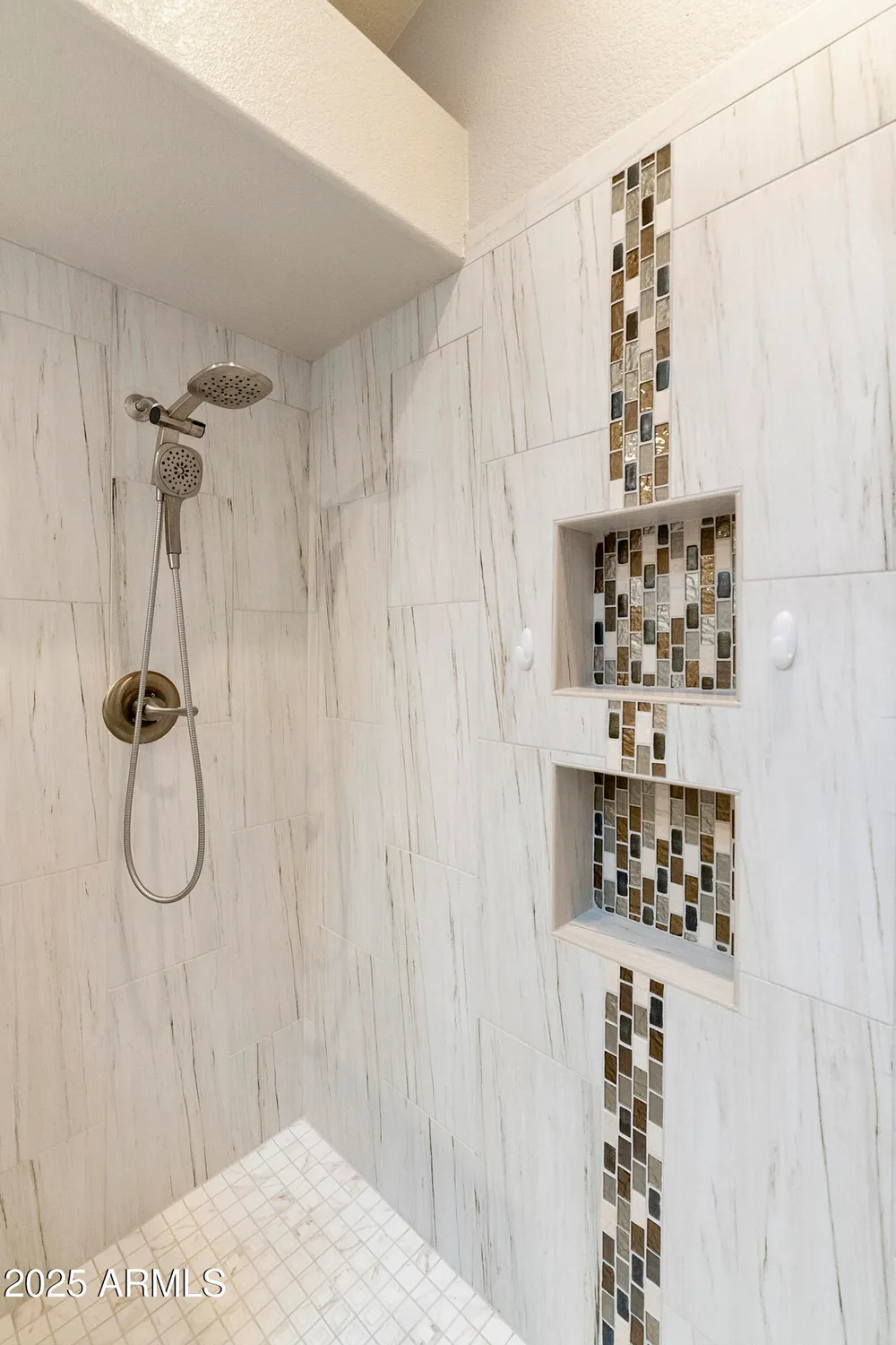 Property Slideshow image 30 of 54 | 10409 e silvertree dr, Sun Lakes, AZ, 85248