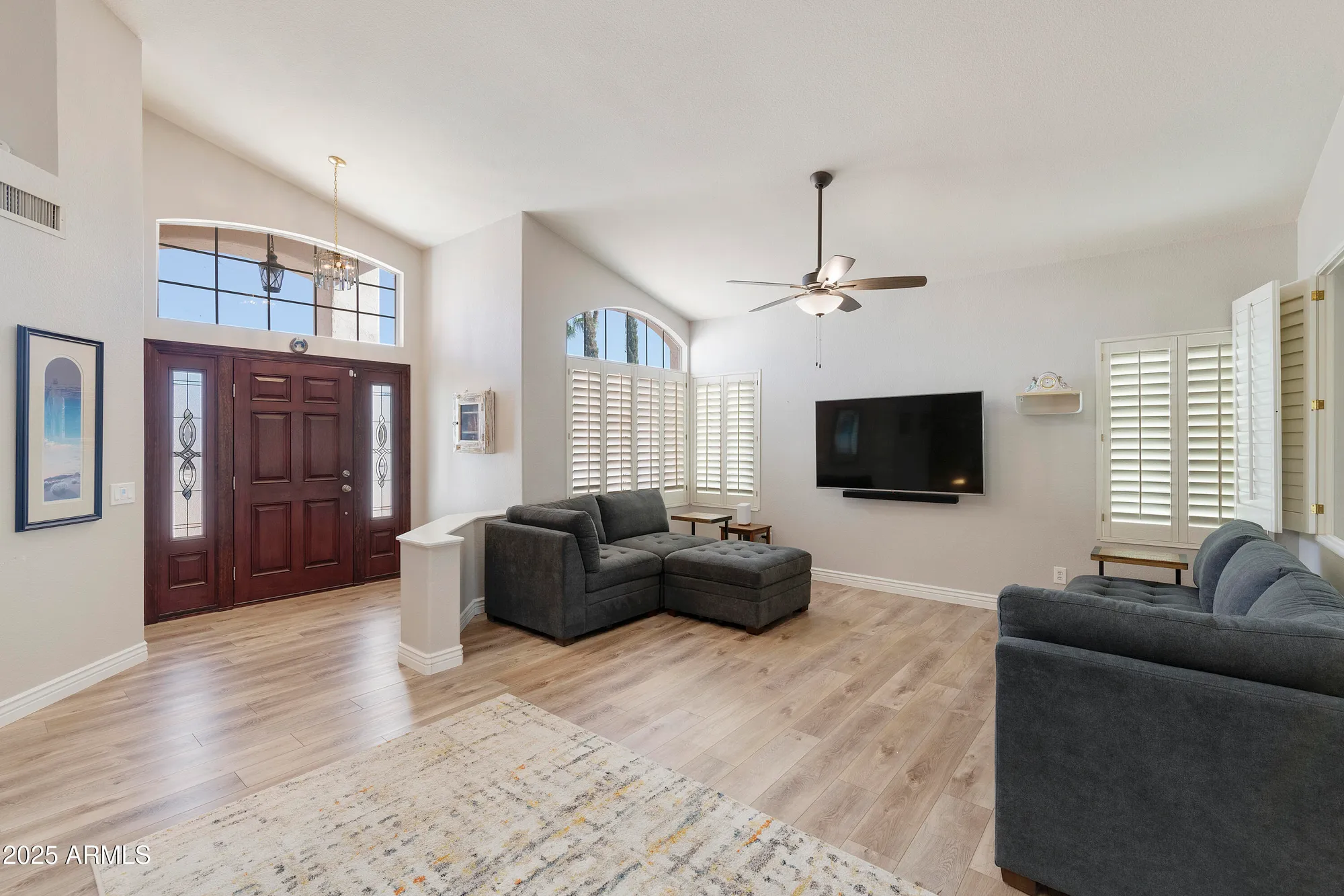 Property Slideshow image 5 of 54 | 10409 e silvertree dr, Sun Lakes, AZ, 85248