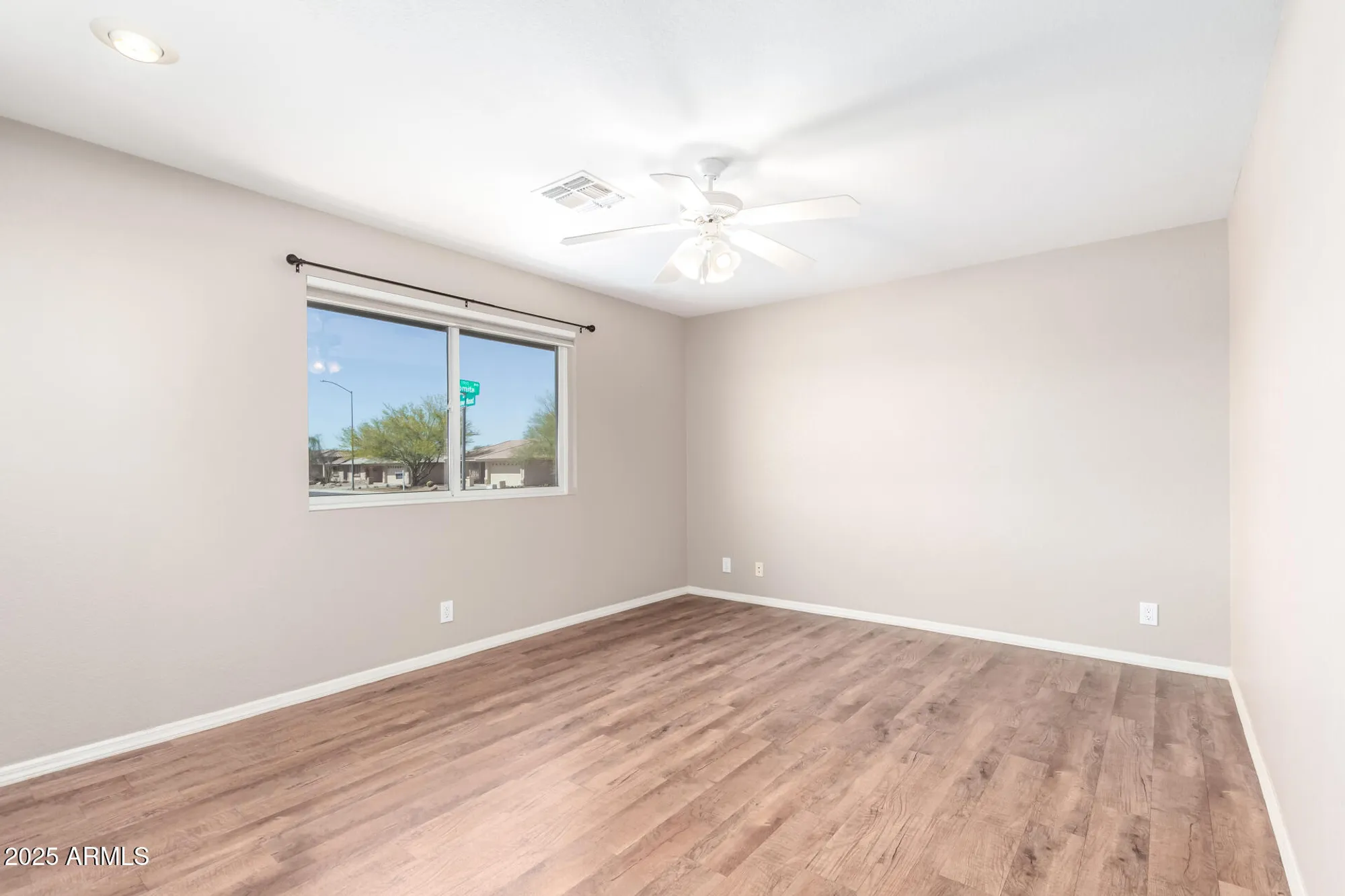 Property Slideshow image 7 of 37 | 11510 e lomita ave, Mesa, AZ, 85209