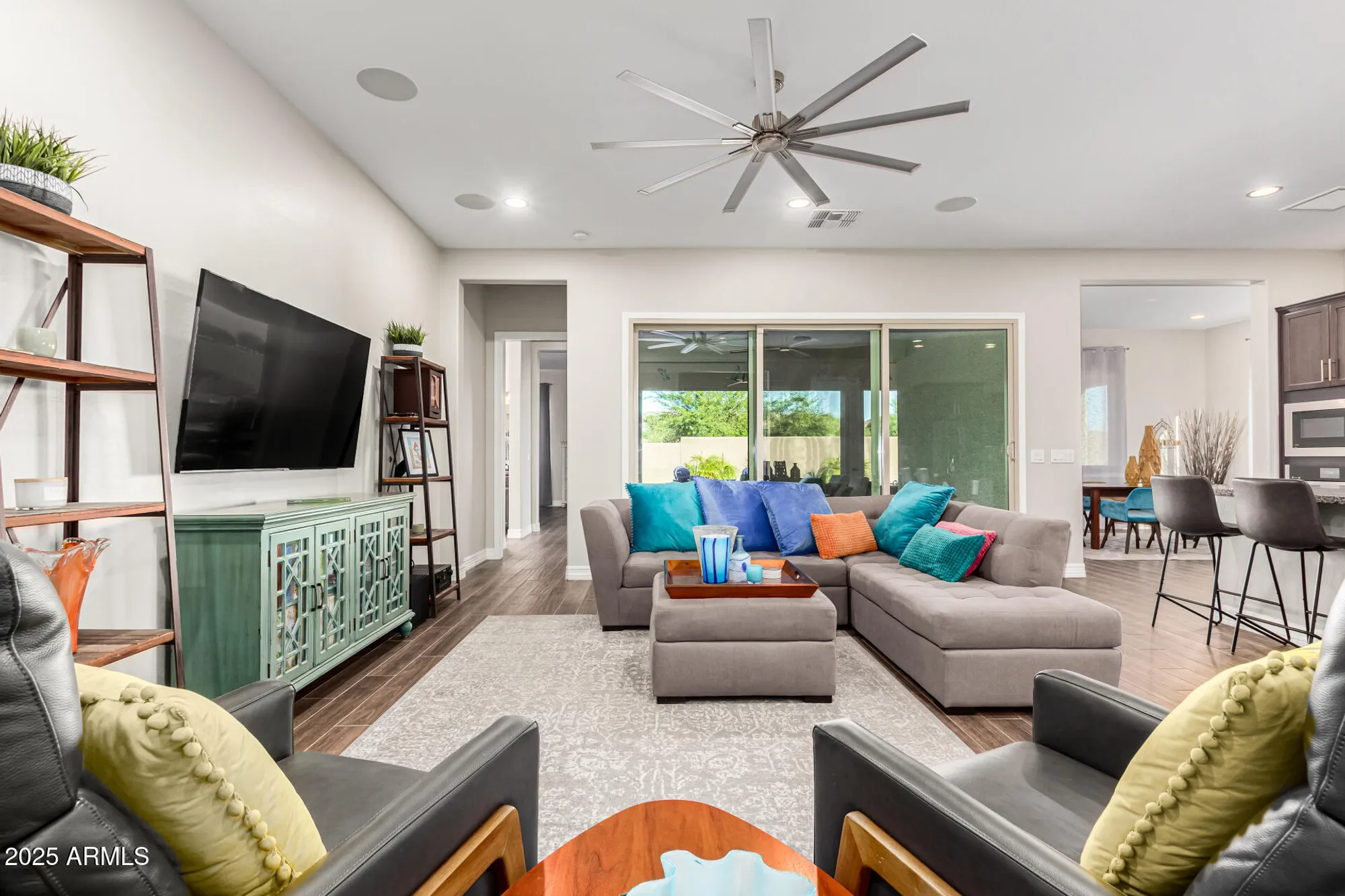 Property Slideshow image 14 of 96 | 16343 s 178th dr, Goodyear, AZ, 85338