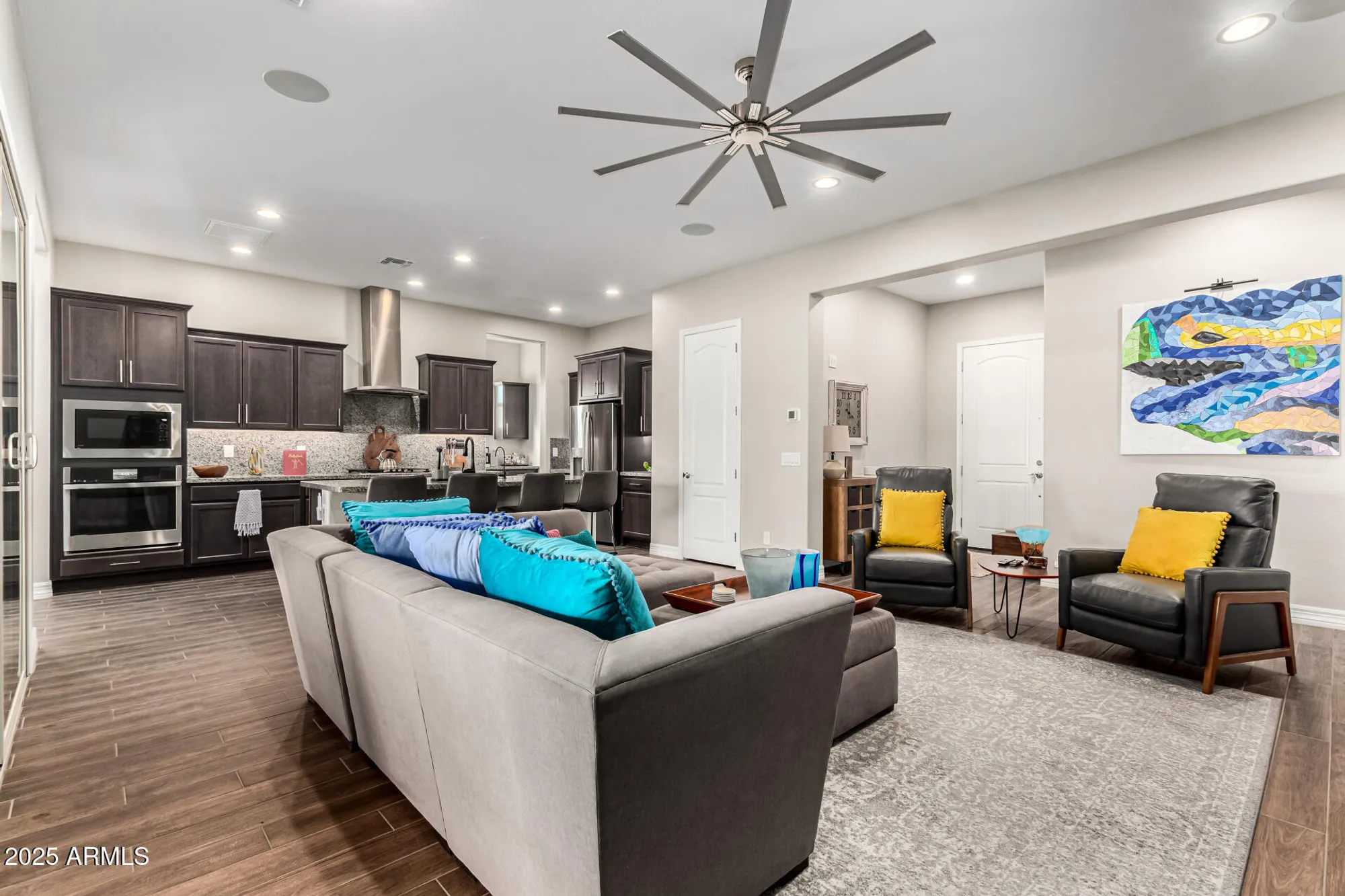 Property Slideshow image 17 of 96 | 16343 s 178th dr, Goodyear, AZ, 85338