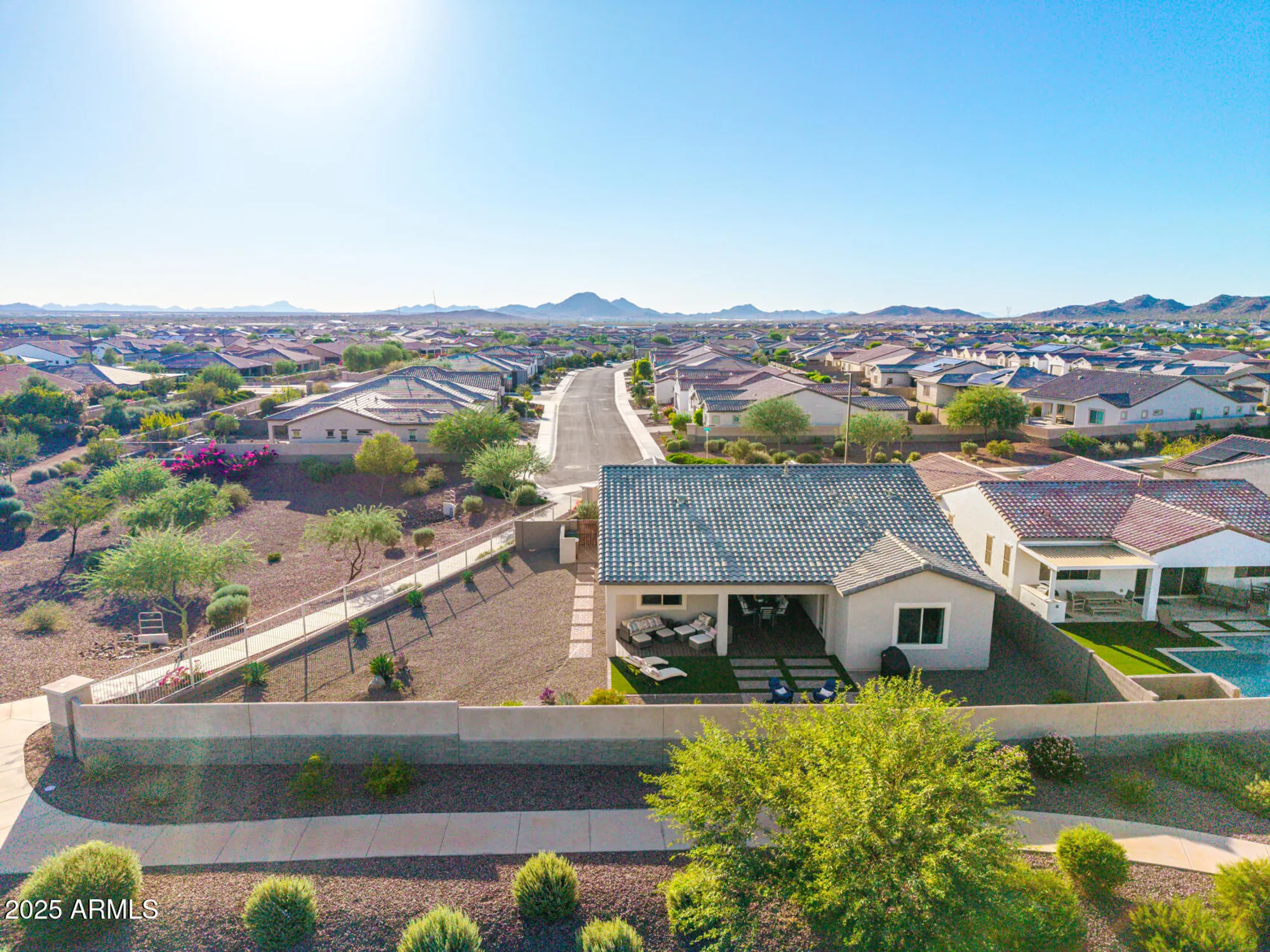 Property Slideshow image 66 of 96 | 16343 s 178th dr, Goodyear, AZ, 85338