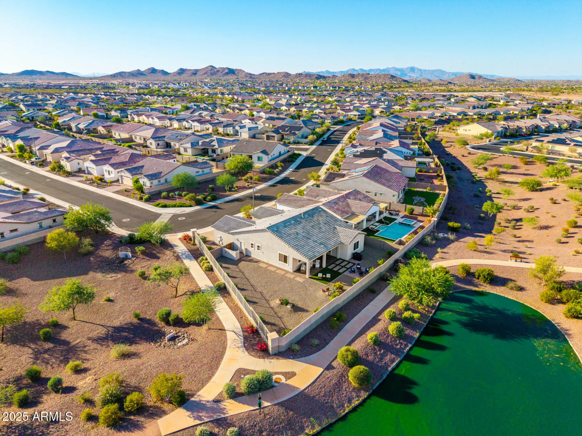 Property Slideshow image 73 of 96 | 16343 s 178th dr, Goodyear, AZ, 85338