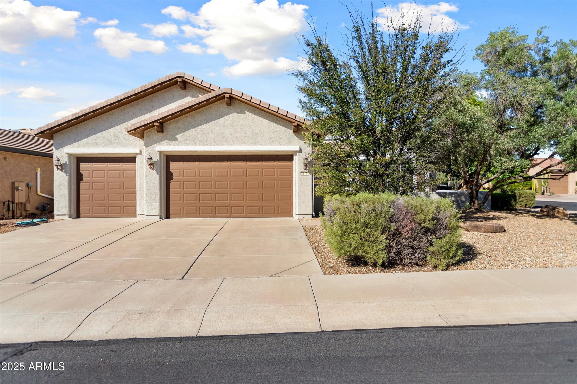 Property Slideshow image 1 of 39 | 26474 w runion dr, Buckeye, AZ, 85396