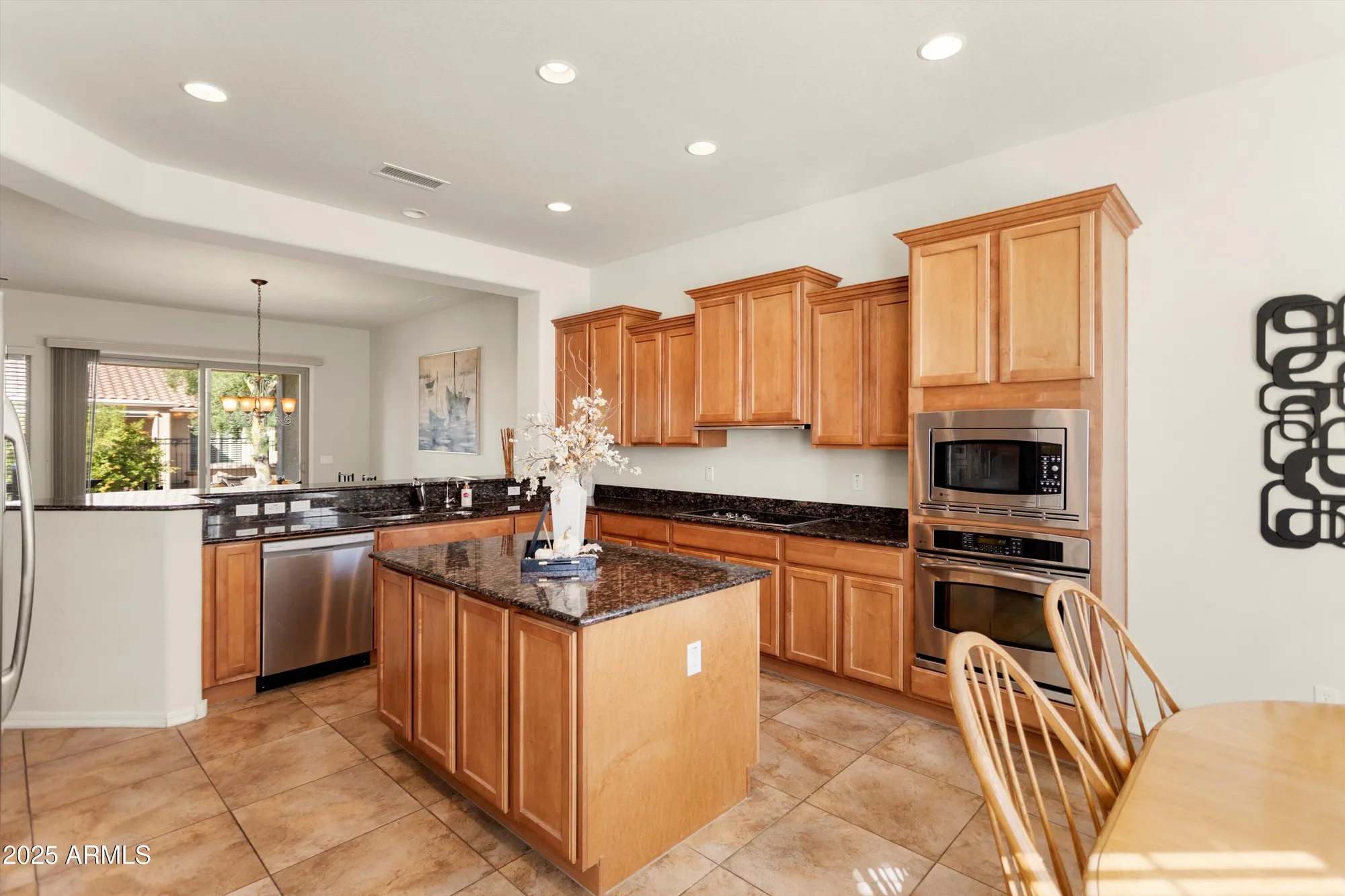 Property Slideshow image 16 of 39 | 26474 w runion dr, Buckeye, AZ, 85396