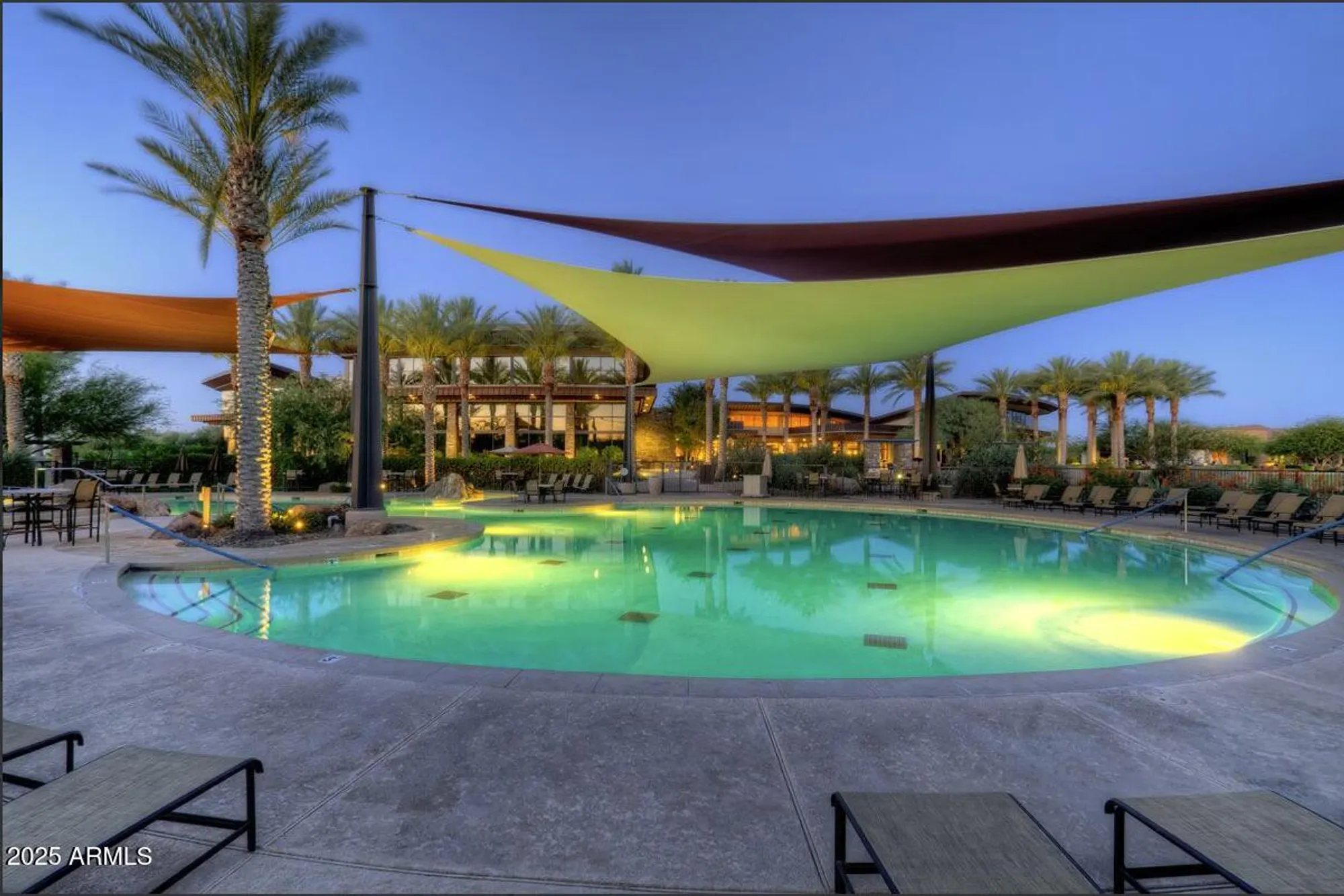 Property Slideshow image 25 of 34 | 29361 n 130th gln, Peoria, AZ, 85383