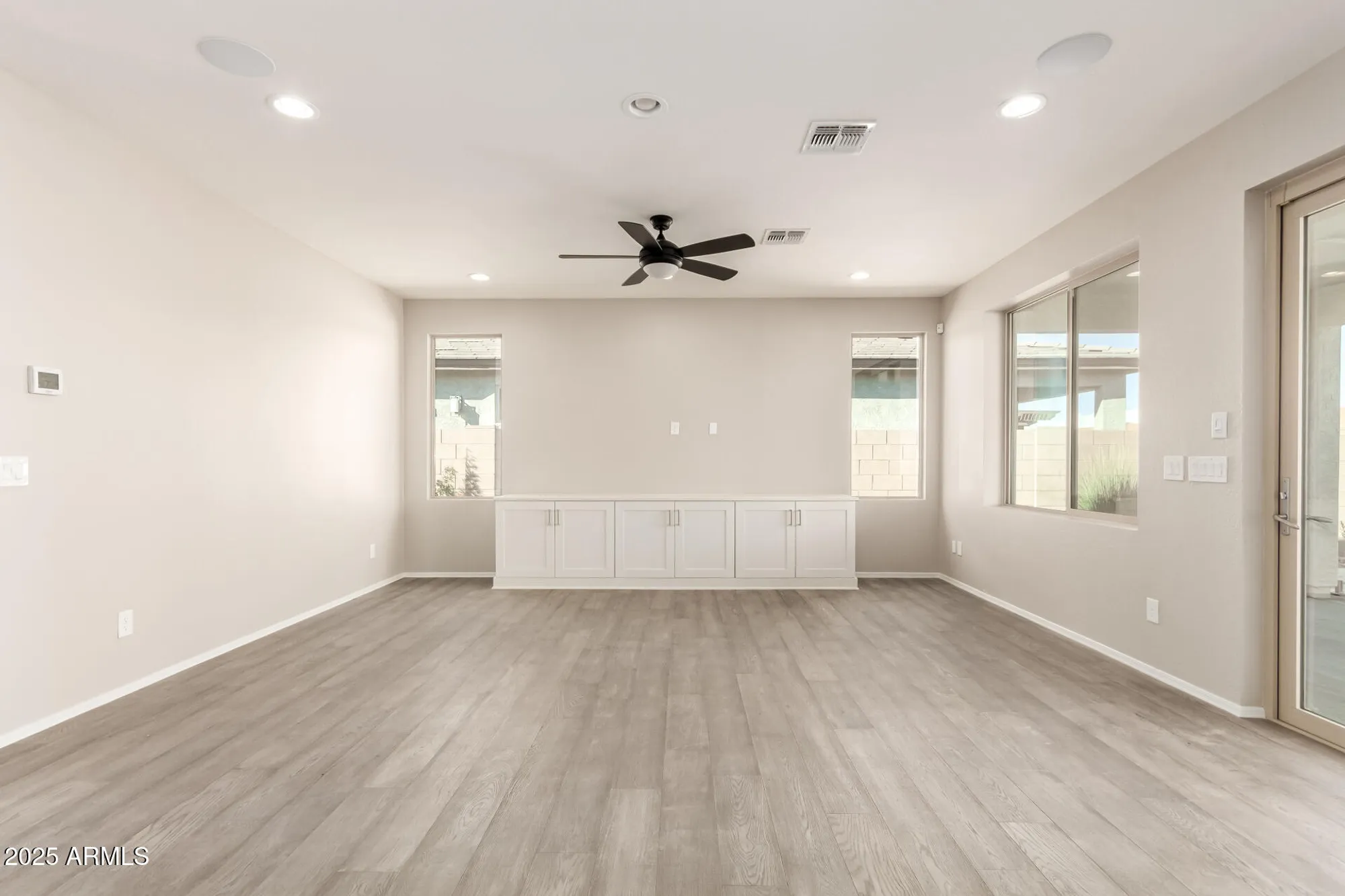 Property Slideshow image 9 of 36 | 39763 n collins ln, San Tan Valley, AZ, 85140