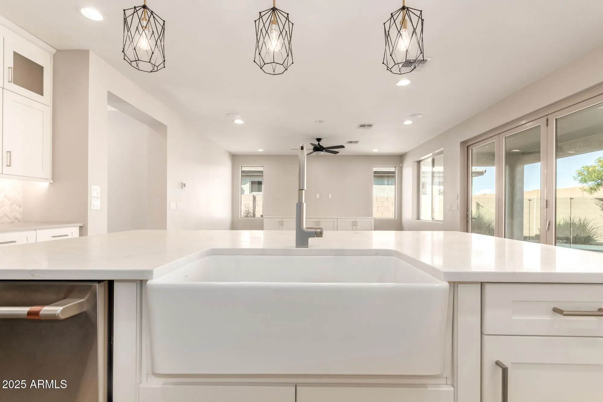 Property Slideshow image 15 of 36 | 39763 n collins ln, San Tan Valley, AZ, 85140