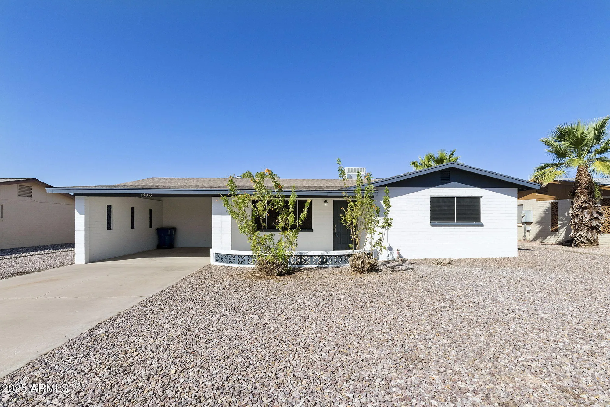 Property Slideshow image 1 of 18 | 1346 s main dr, Apache Junction, AZ, 85120