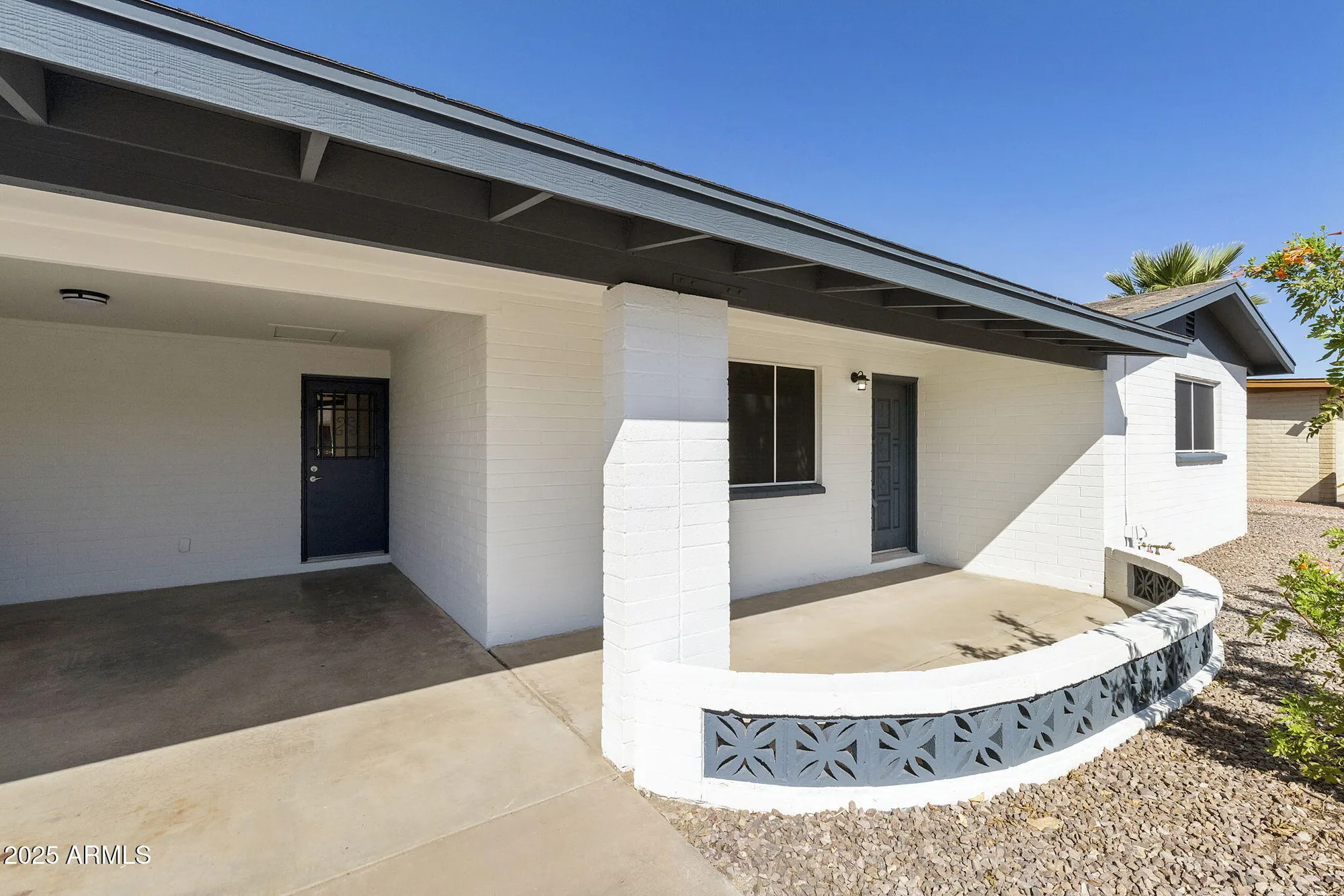 Property Slideshow image 2 of 18 | 1346 s main dr, Apache Junction, AZ, 85120