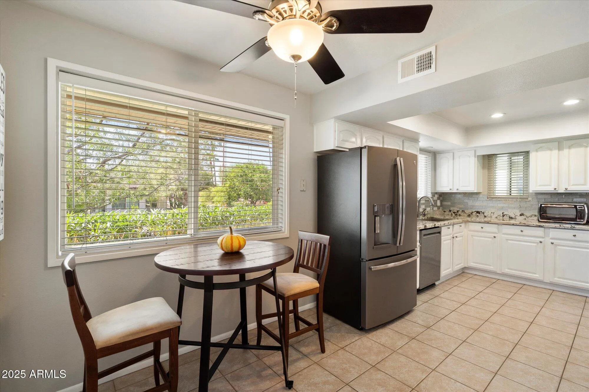 Property Slideshow image 10 of 38 | 10502 w sierra dawn dr, Sun City, AZ, 85351