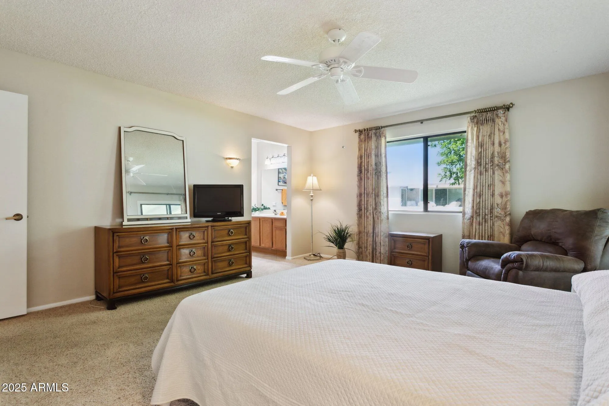 Property Slideshow image 10 of 20 | 12726 w copperstone dr, Sun City West, AZ, 85375