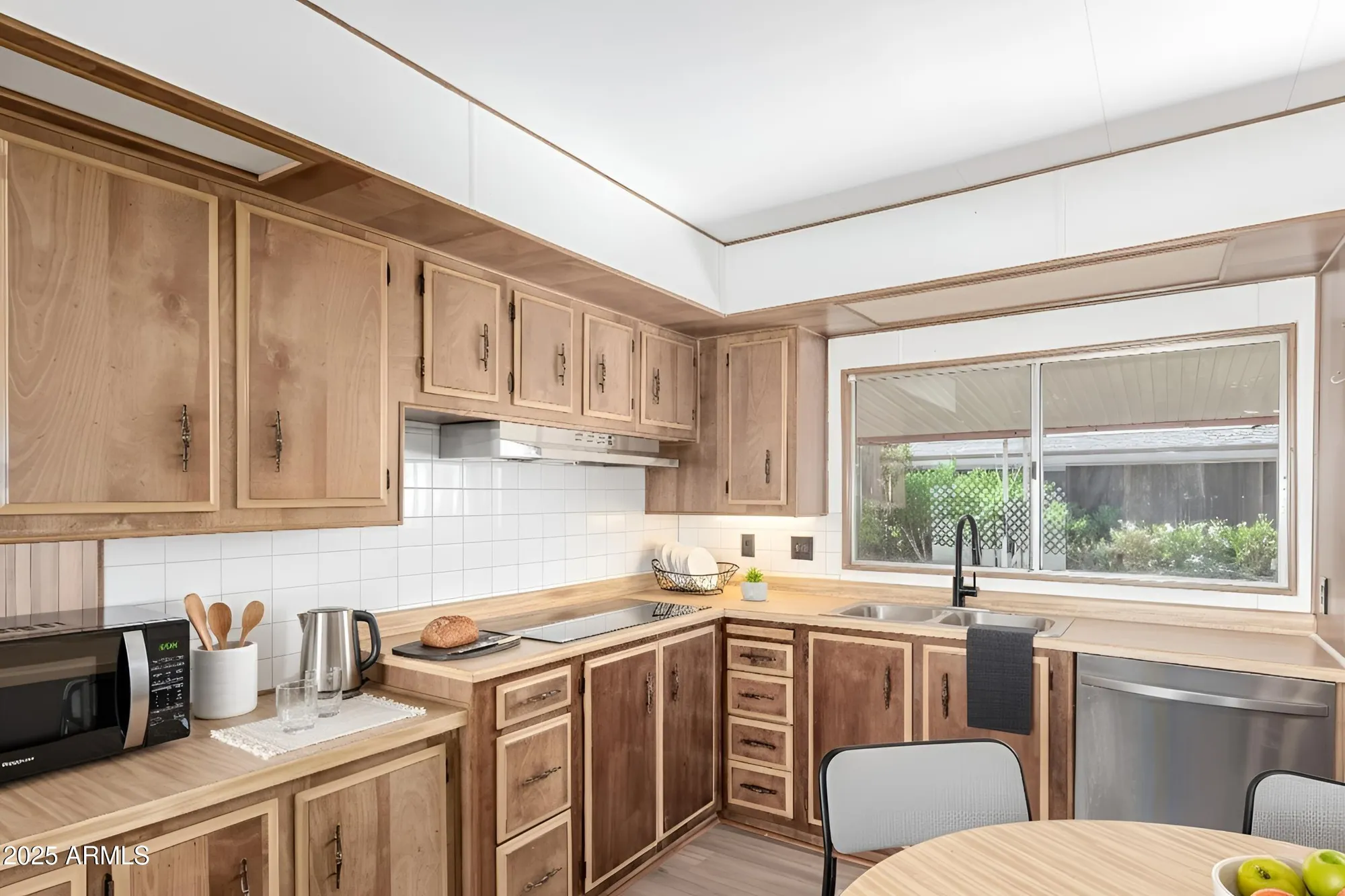 Property Slideshow image 8 of 24 | 5433 e mcdowell rd, Mesa, AZ, 85215