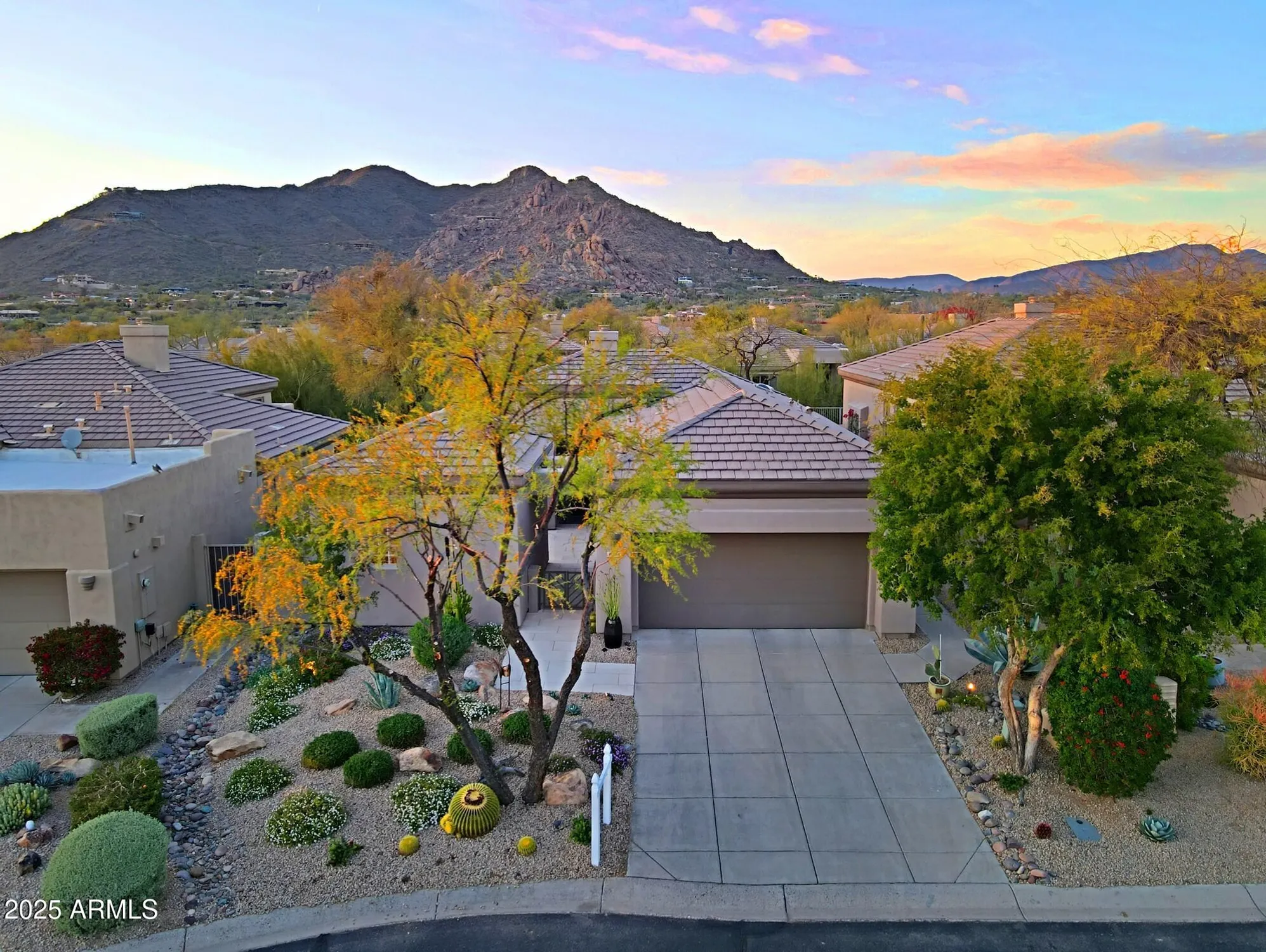 Property Slideshow image 1 of 96 | 6936 e whispering mesquite trl, Scottsdale, AZ, 85266