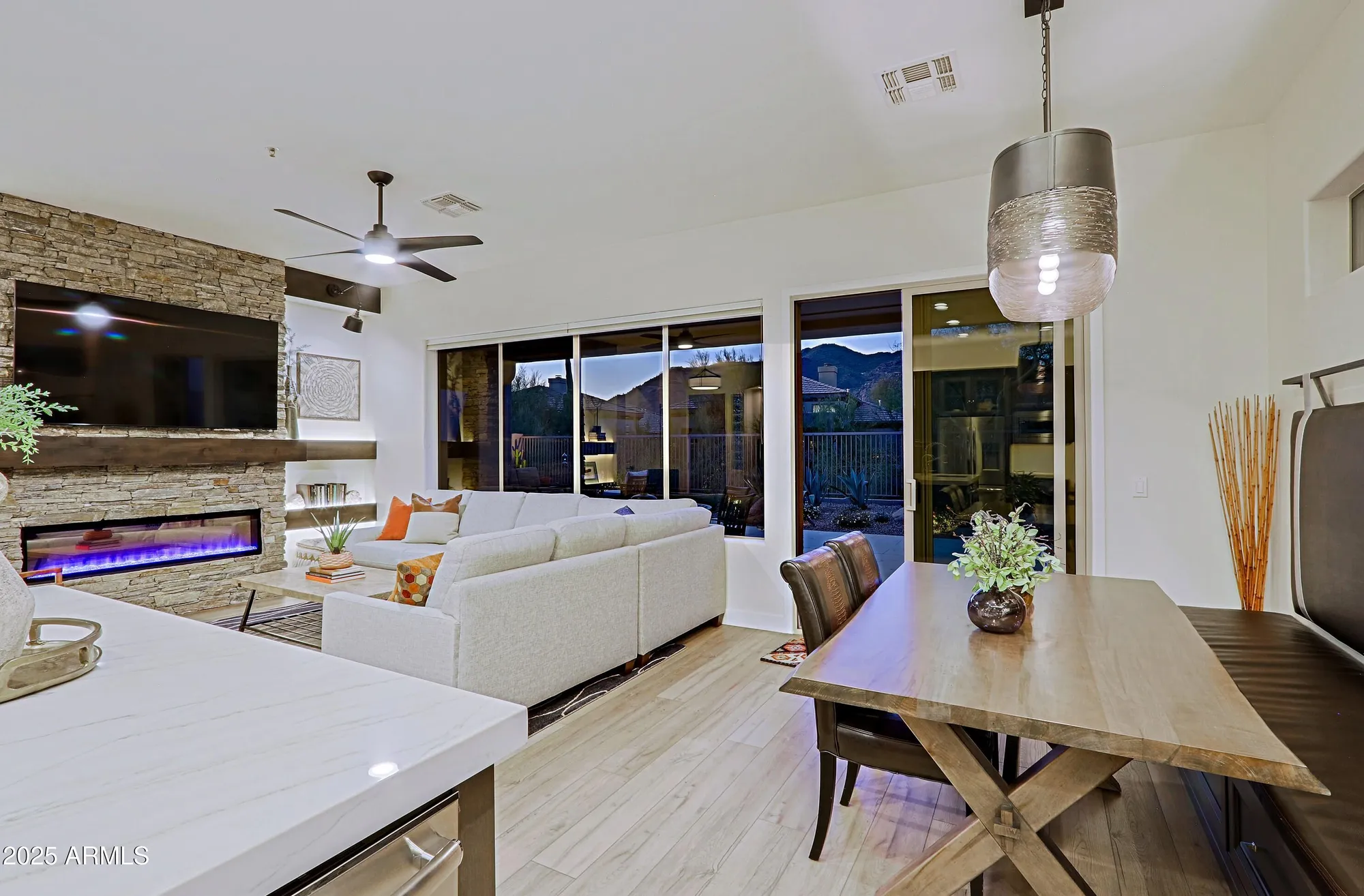 Property Slideshow image 11 of 96 | 6936 e whispering mesquite trl, Scottsdale, AZ, 85266