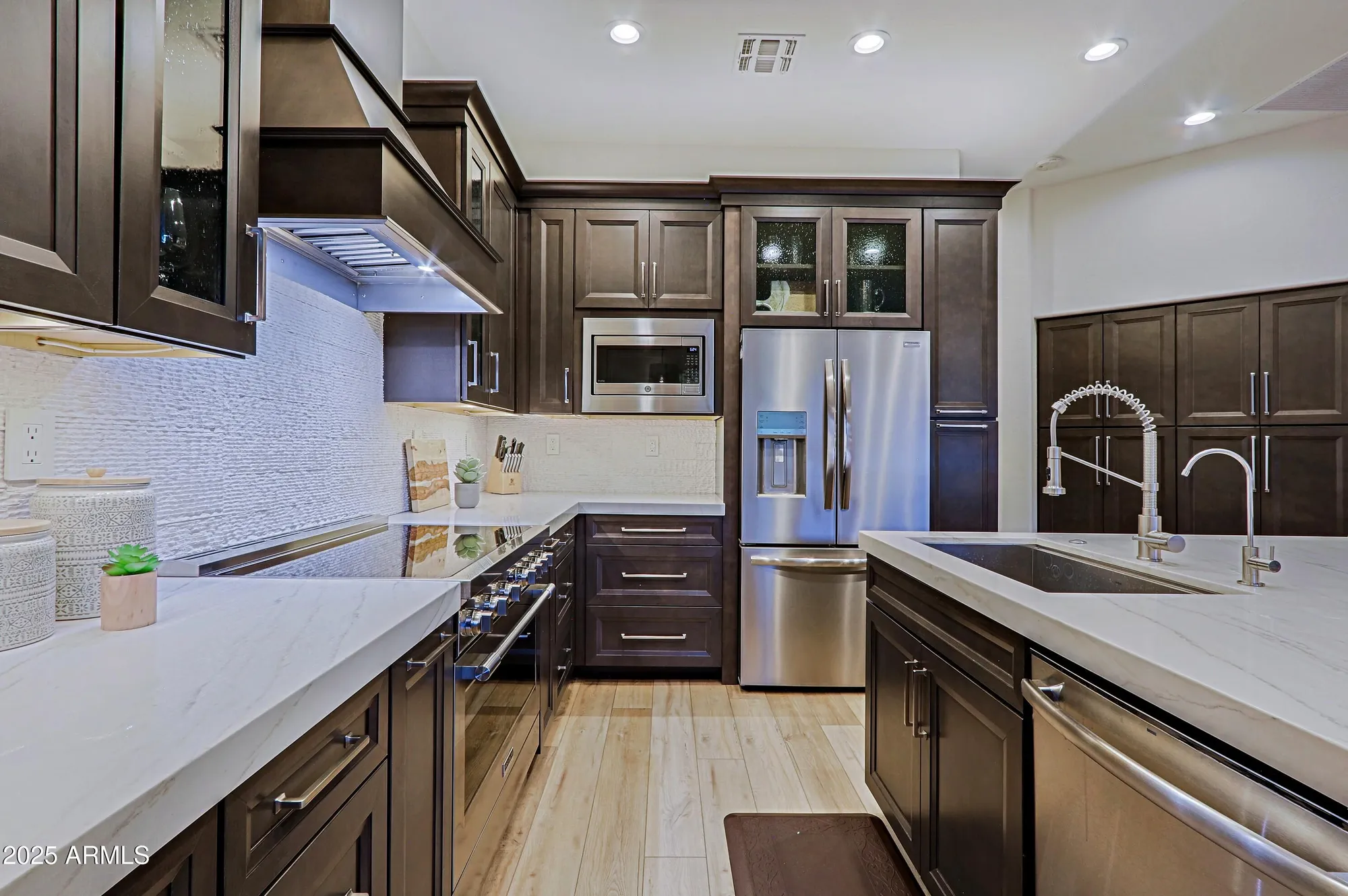 Property Slideshow image 17 of 96 | 6936 e whispering mesquite trl, Scottsdale, AZ, 85266