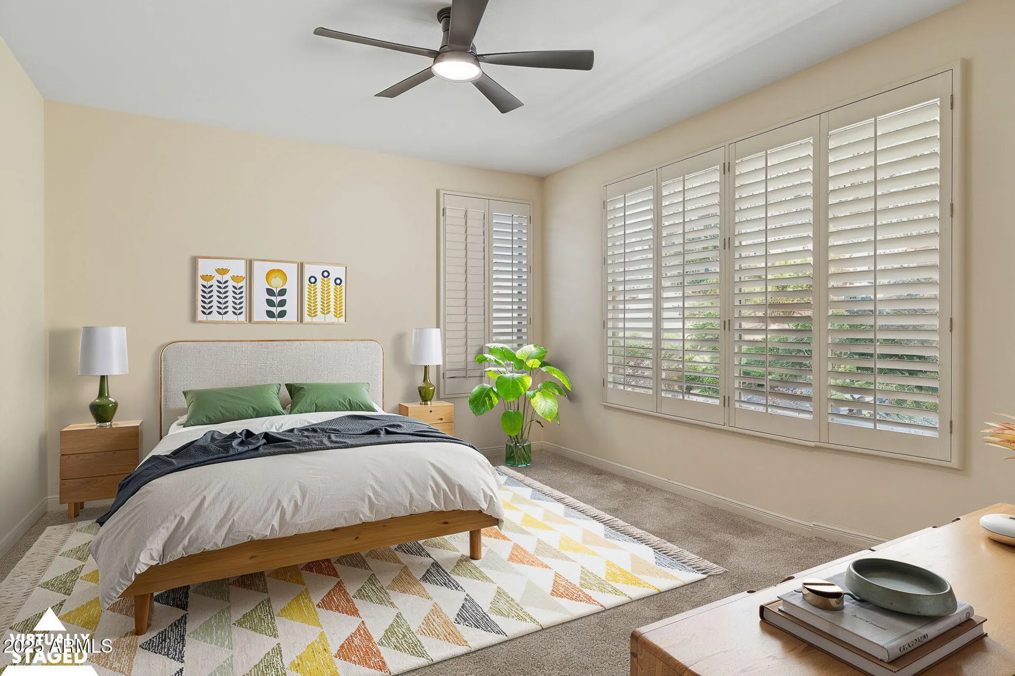 Property Slideshow image 10 of 30 | 7116 e bramble berry ln, Scottsdale, AZ, 85266