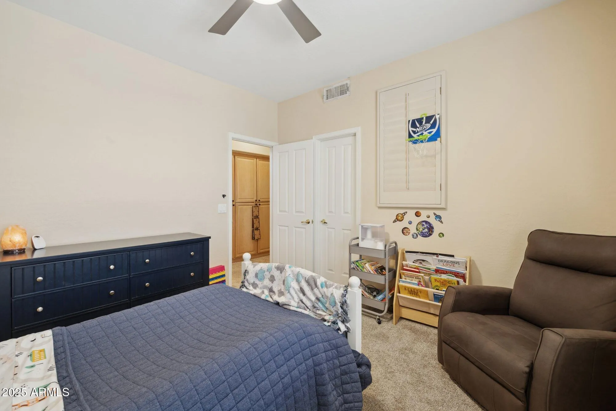 Property Slideshow image 13 of 30 | 7116 e bramble berry ln, Scottsdale, AZ, 85266