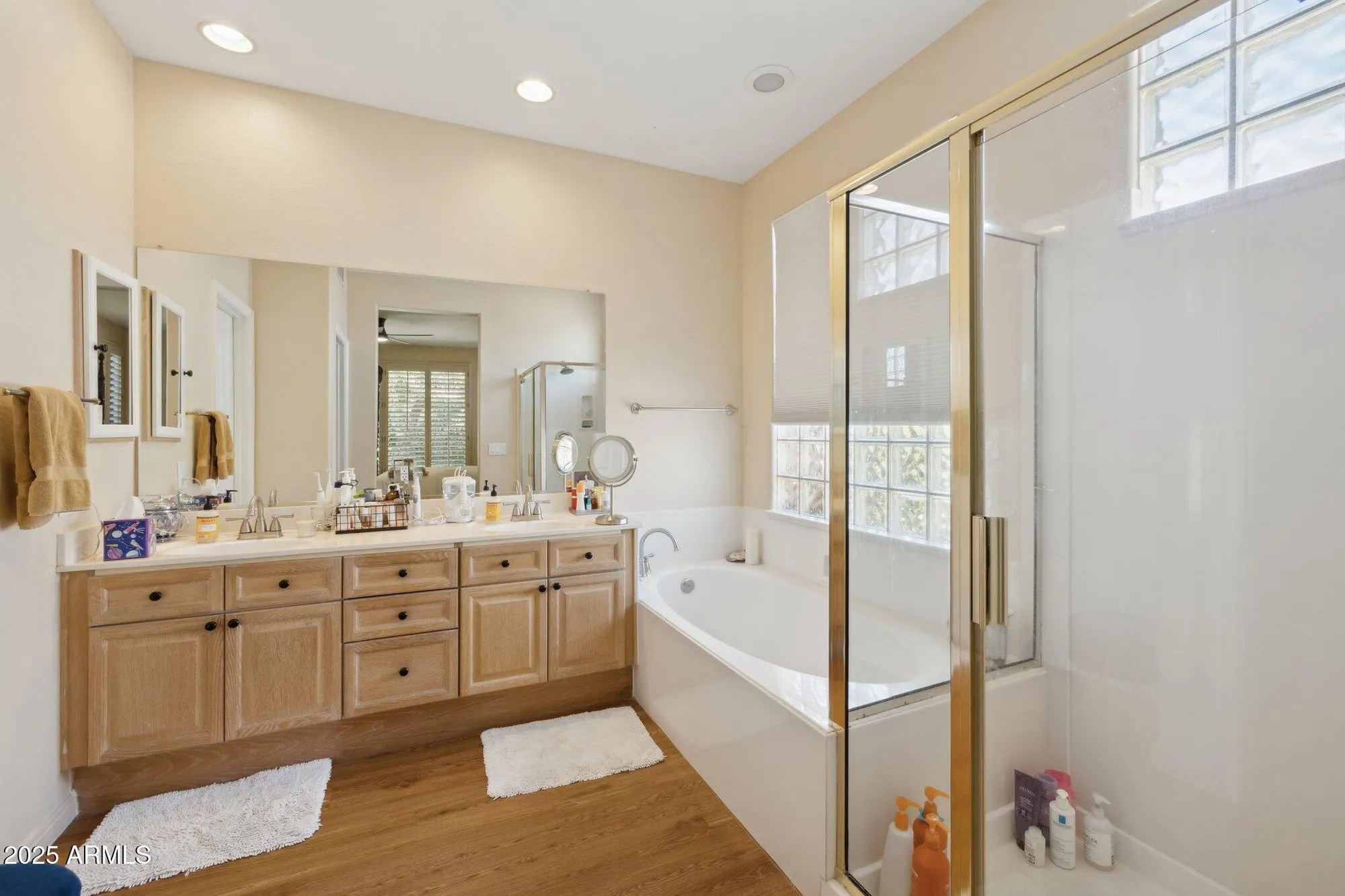 Property Slideshow image 15 of 30 | 7116 e bramble berry ln, Scottsdale, AZ, 85266