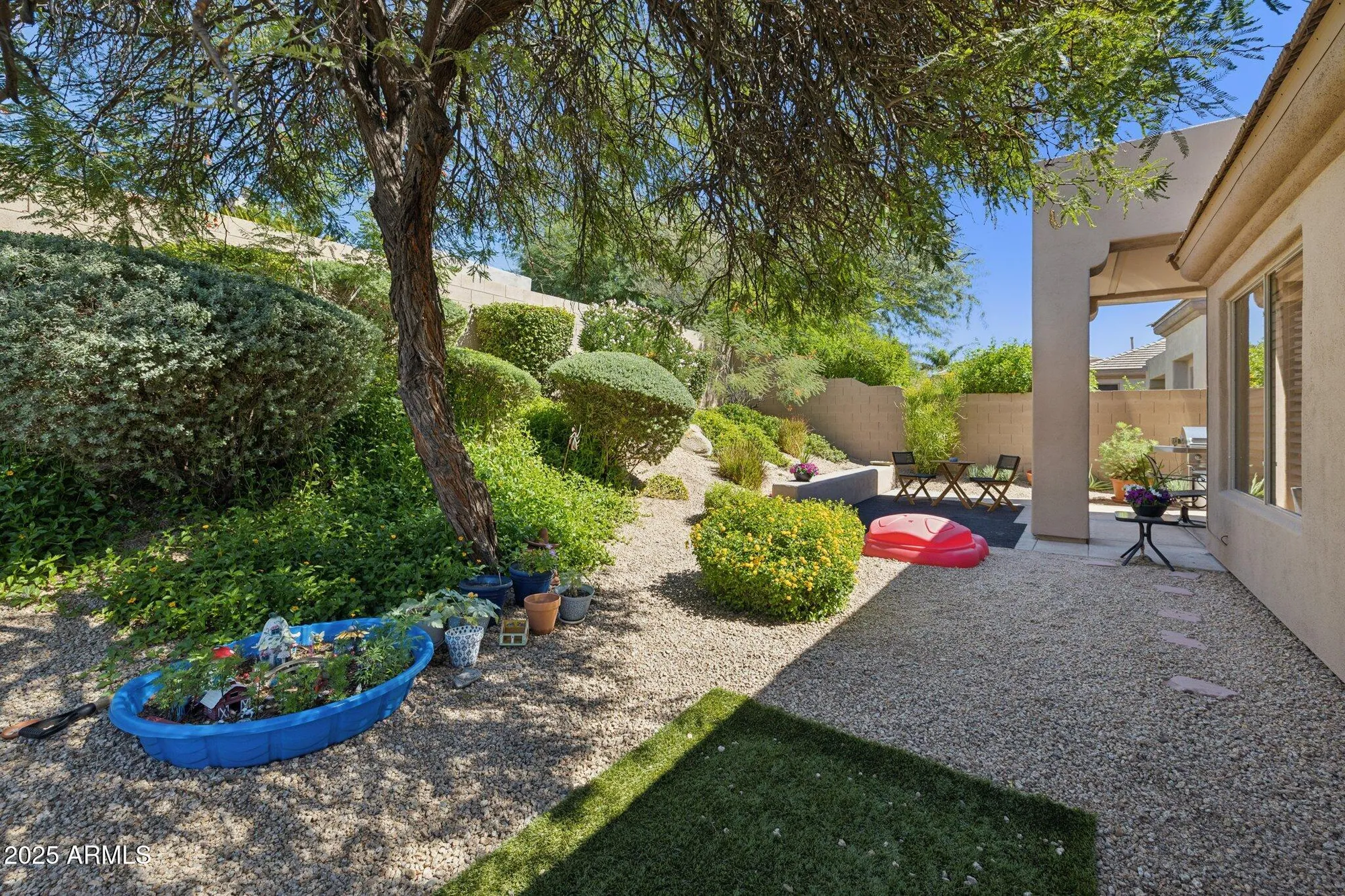 Property Slideshow image 22 of 30 | 7116 e bramble berry ln, Scottsdale, AZ, 85266