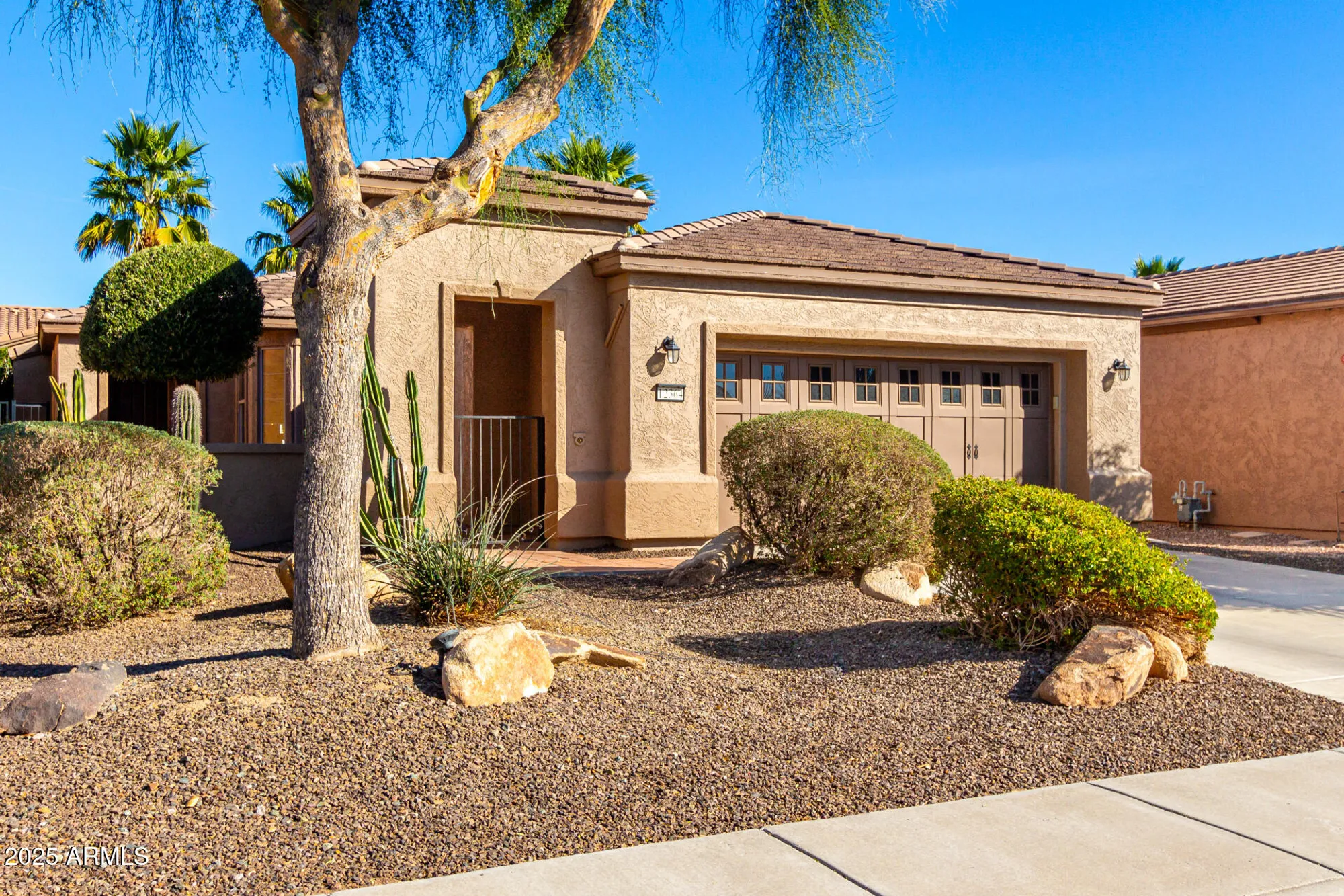 Property Slideshow image 6 of 70 | 12364 w rosewood ln, Peoria, AZ, 85383