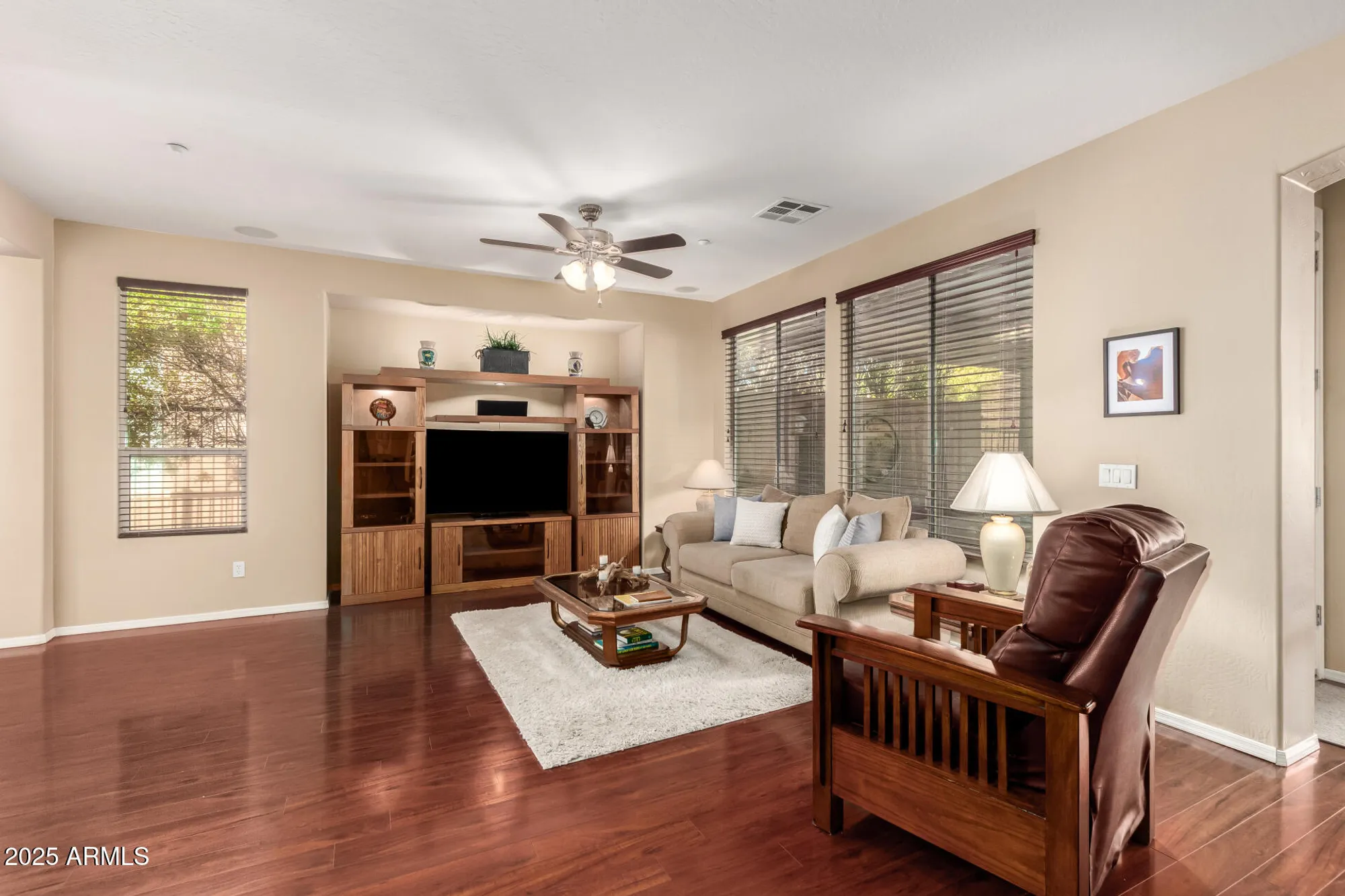 Property Slideshow image 9 of 70 | 12364 w rosewood ln, Peoria, AZ, 85383
