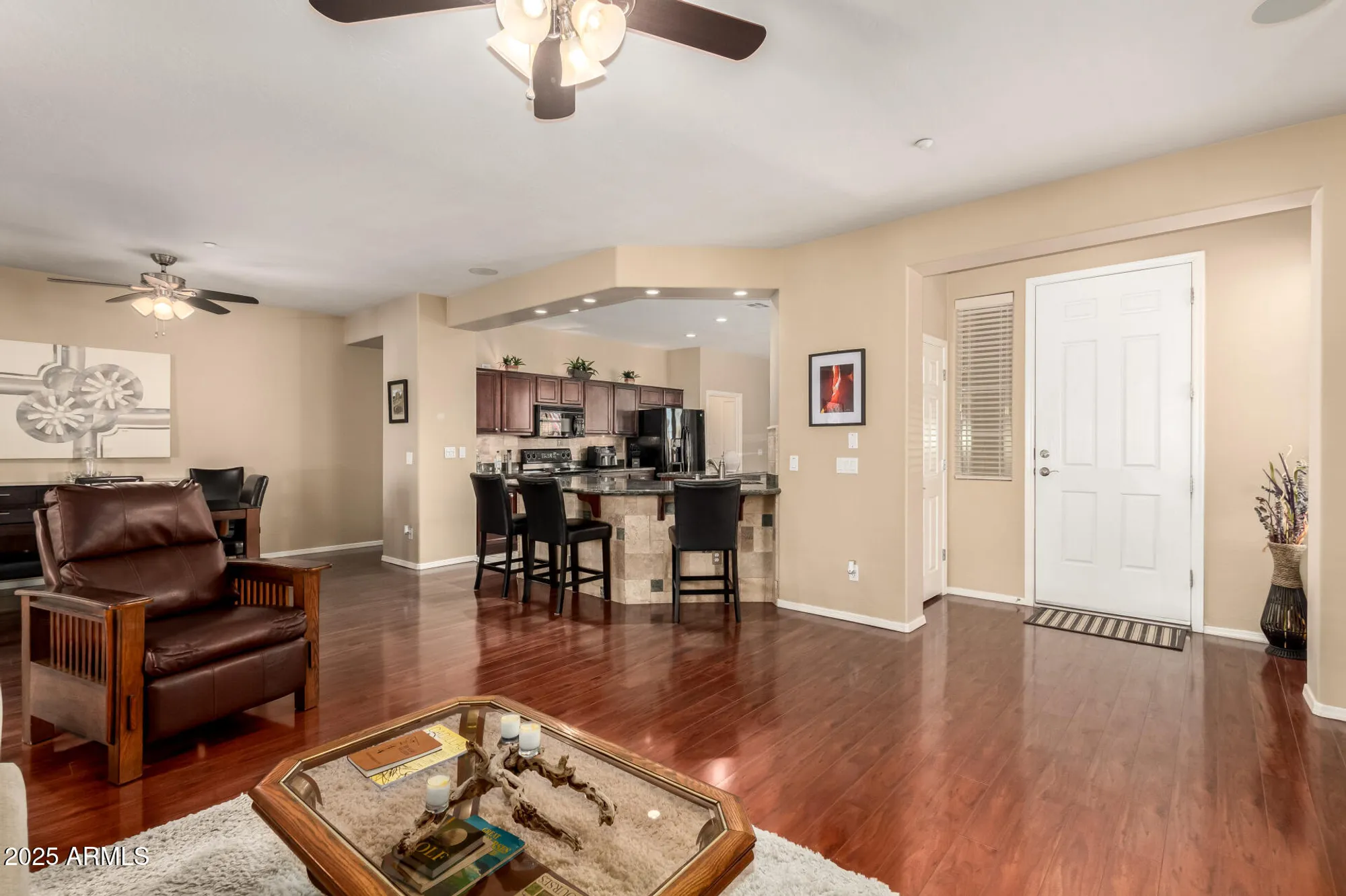 Property Slideshow image 10 of 70 | 12364 w rosewood ln, Peoria, AZ, 85383