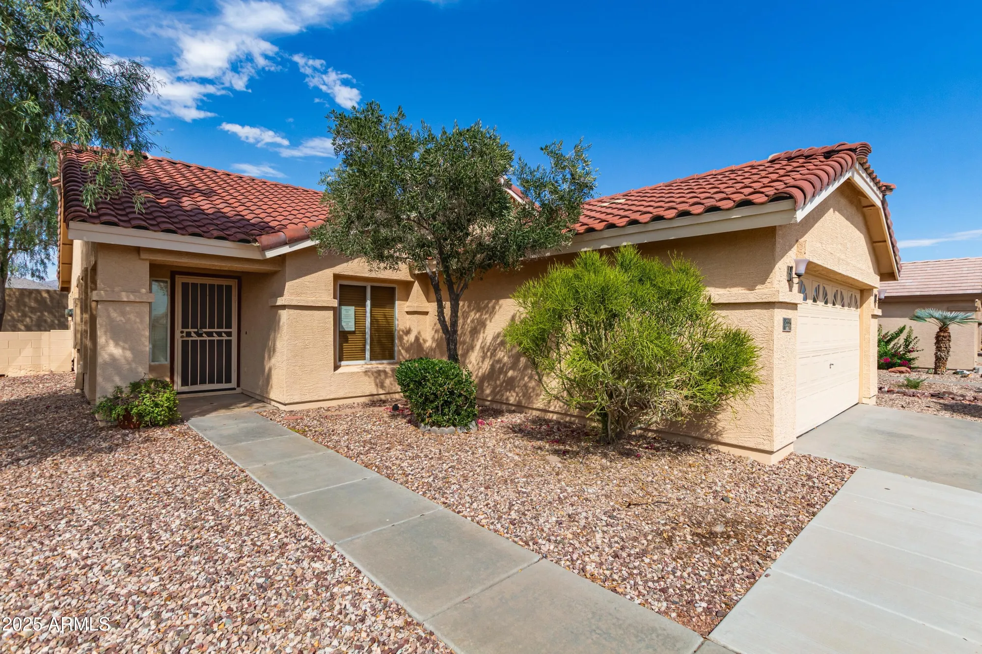 Property Slideshow image 8 of 33 | 23194 w moonlight path, Buckeye, AZ, 85326