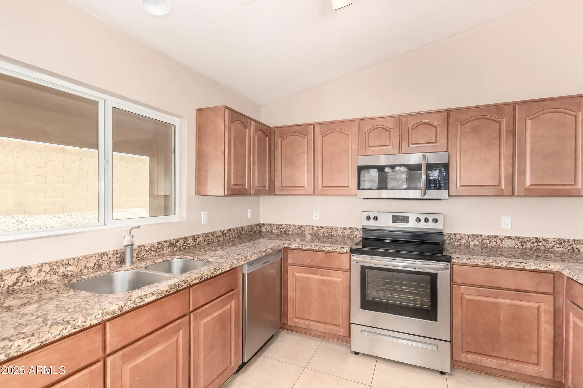 Property Slideshow image 16 of 33 | 23194 w moonlight path, Buckeye, AZ, 85326