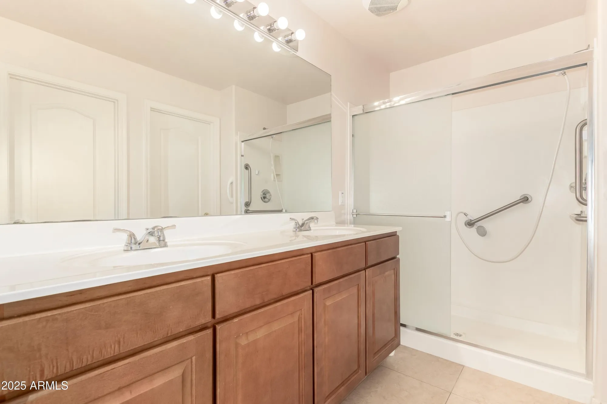 Property Slideshow image 22 of 33 | 23194 w moonlight path, Buckeye, AZ, 85326