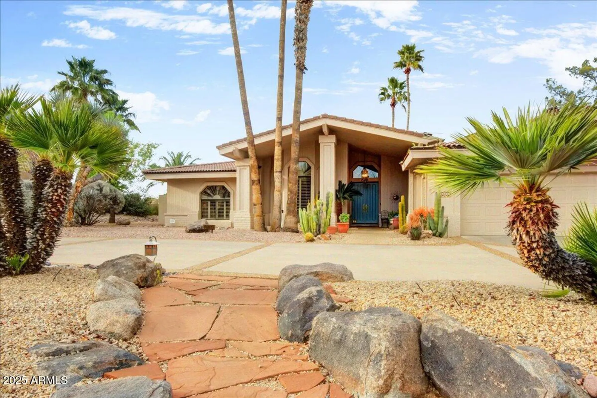 Property Slideshow image 2 of 88 | 18738 e buckskin dr, Rio Verde, AZ, 85263