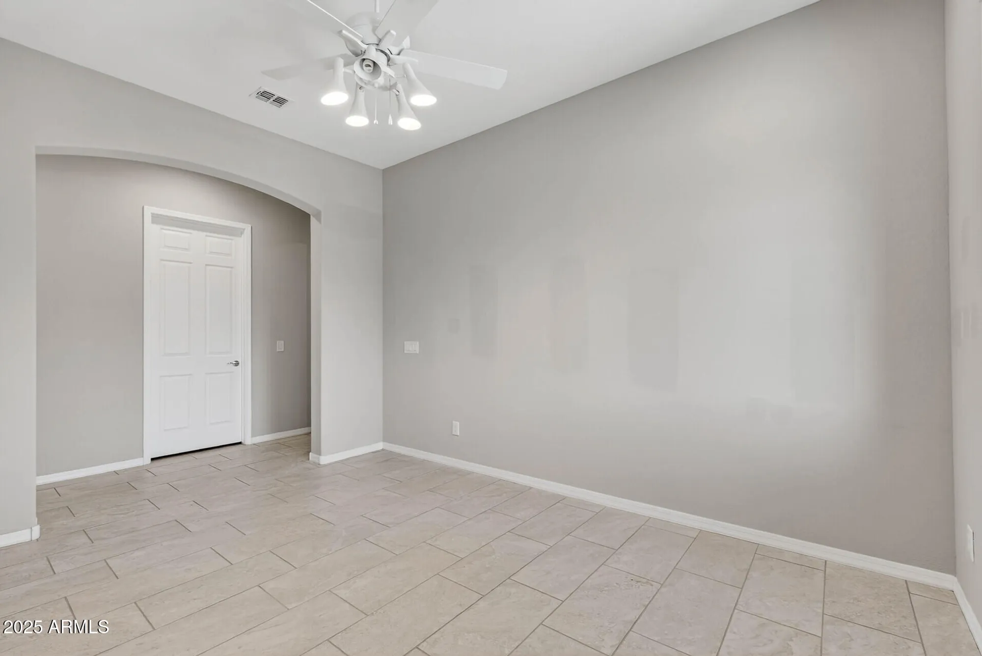 Property Slideshow image 33 of 95 | 26568 w cat balue dr, Buckeye, AZ, 85396