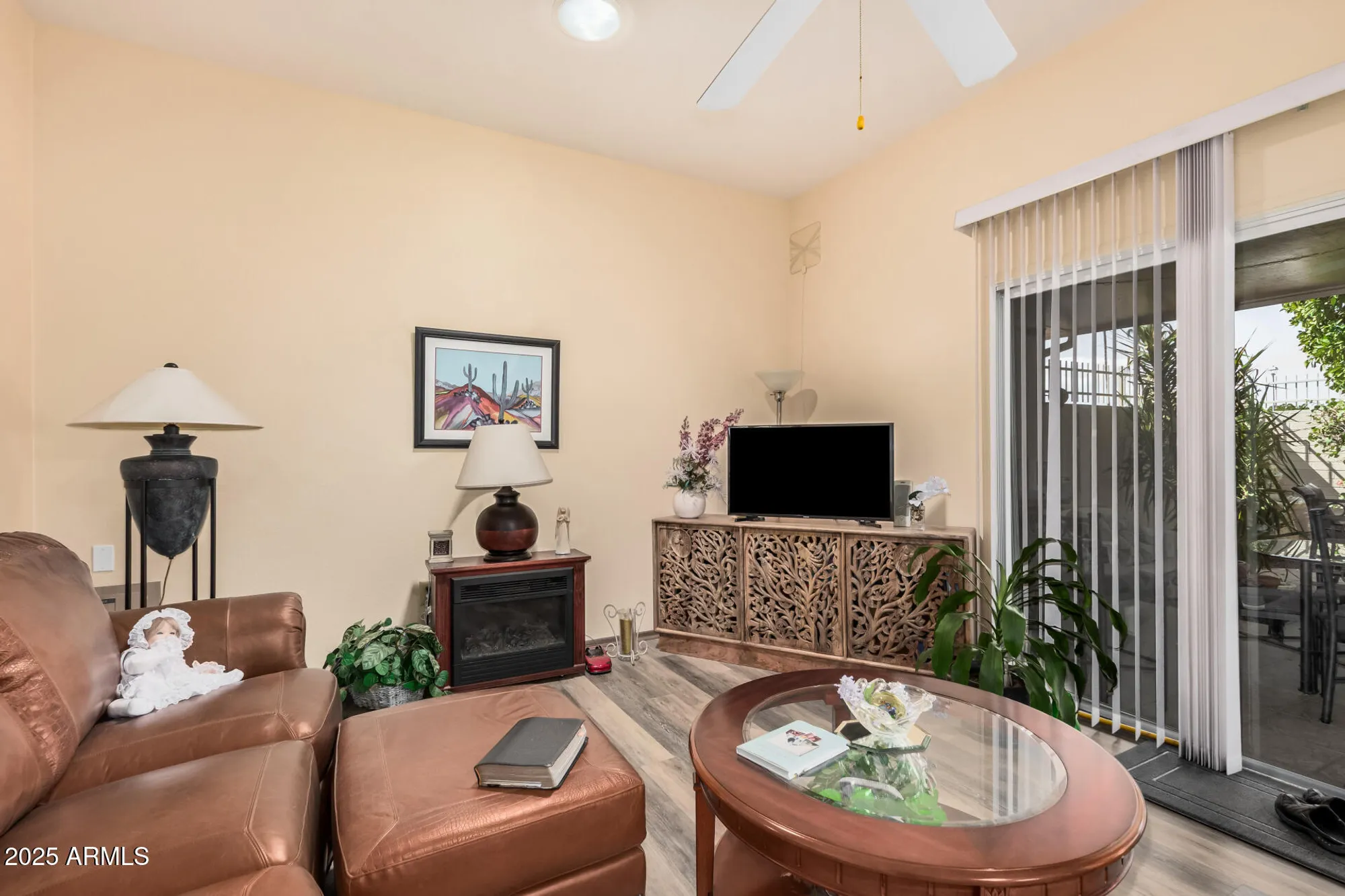 Property Slideshow image 7 of 27 | 17266 n 105th ave, Sun City, AZ, 85373