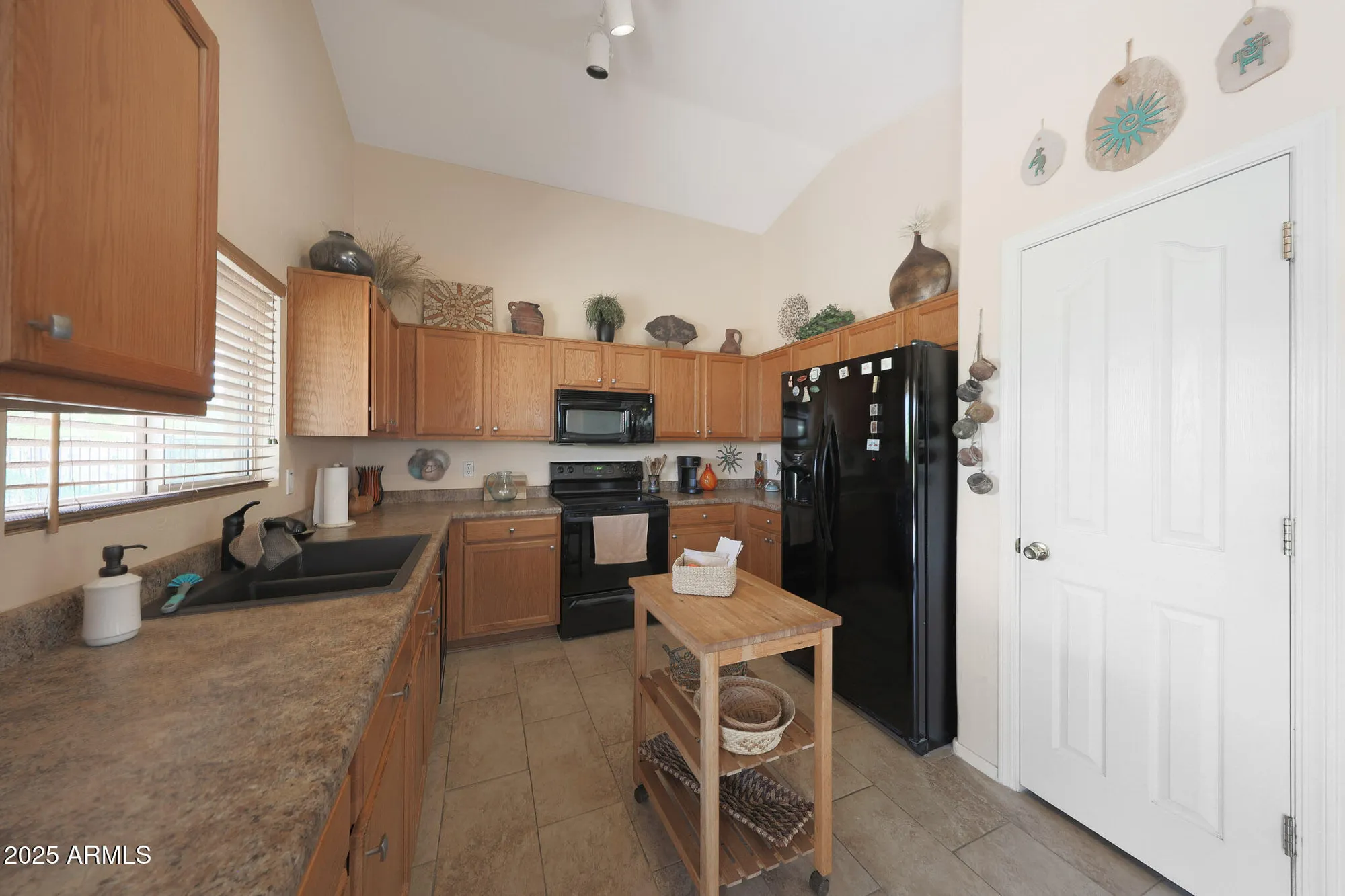 Property Slideshow image 13 of 35 | 23133 w shadow dr, Buckeye, AZ, 85326