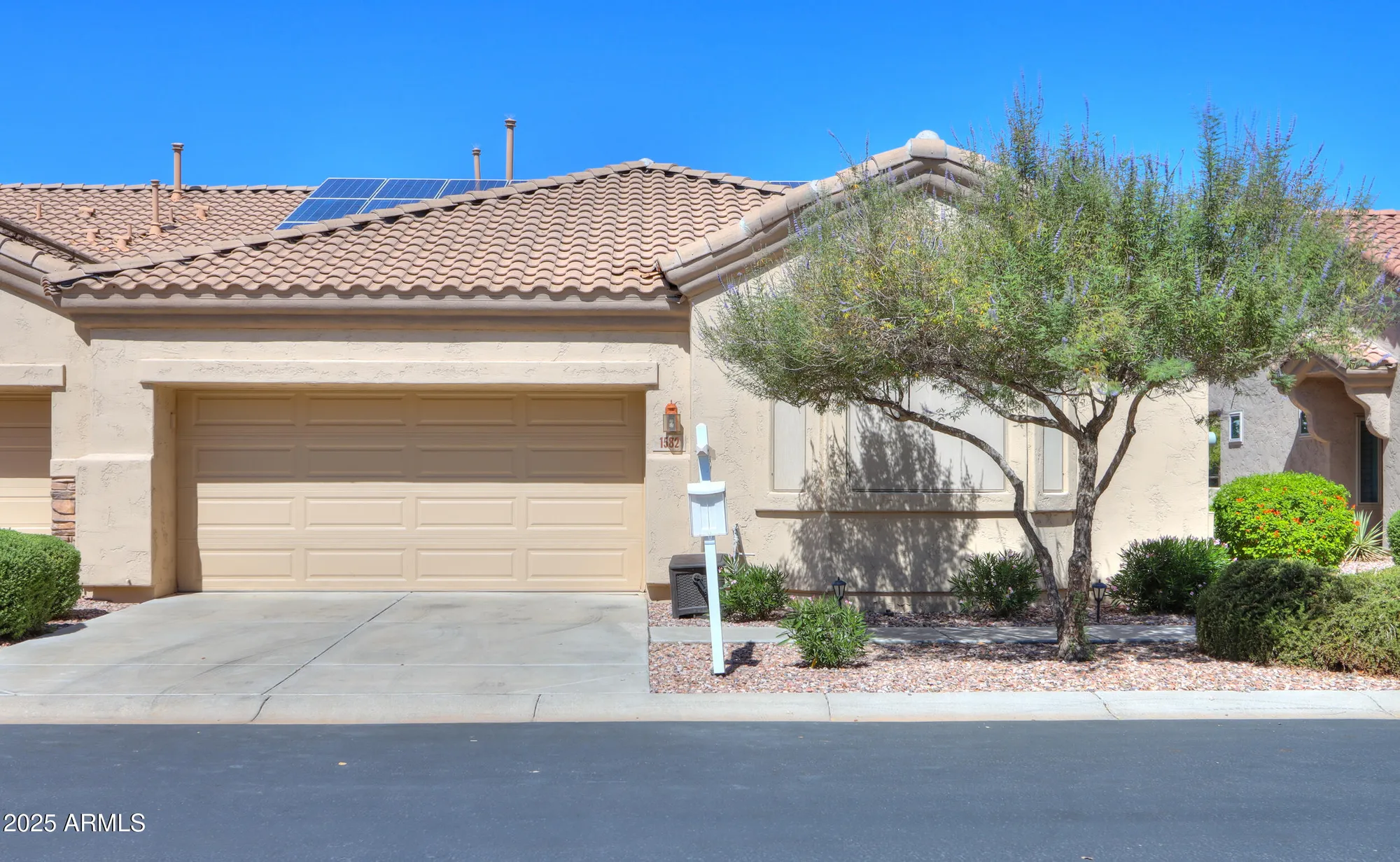 Property Slideshow image 1 of 61 | 1582 e manor dr, Casa Grande, AZ, 85122