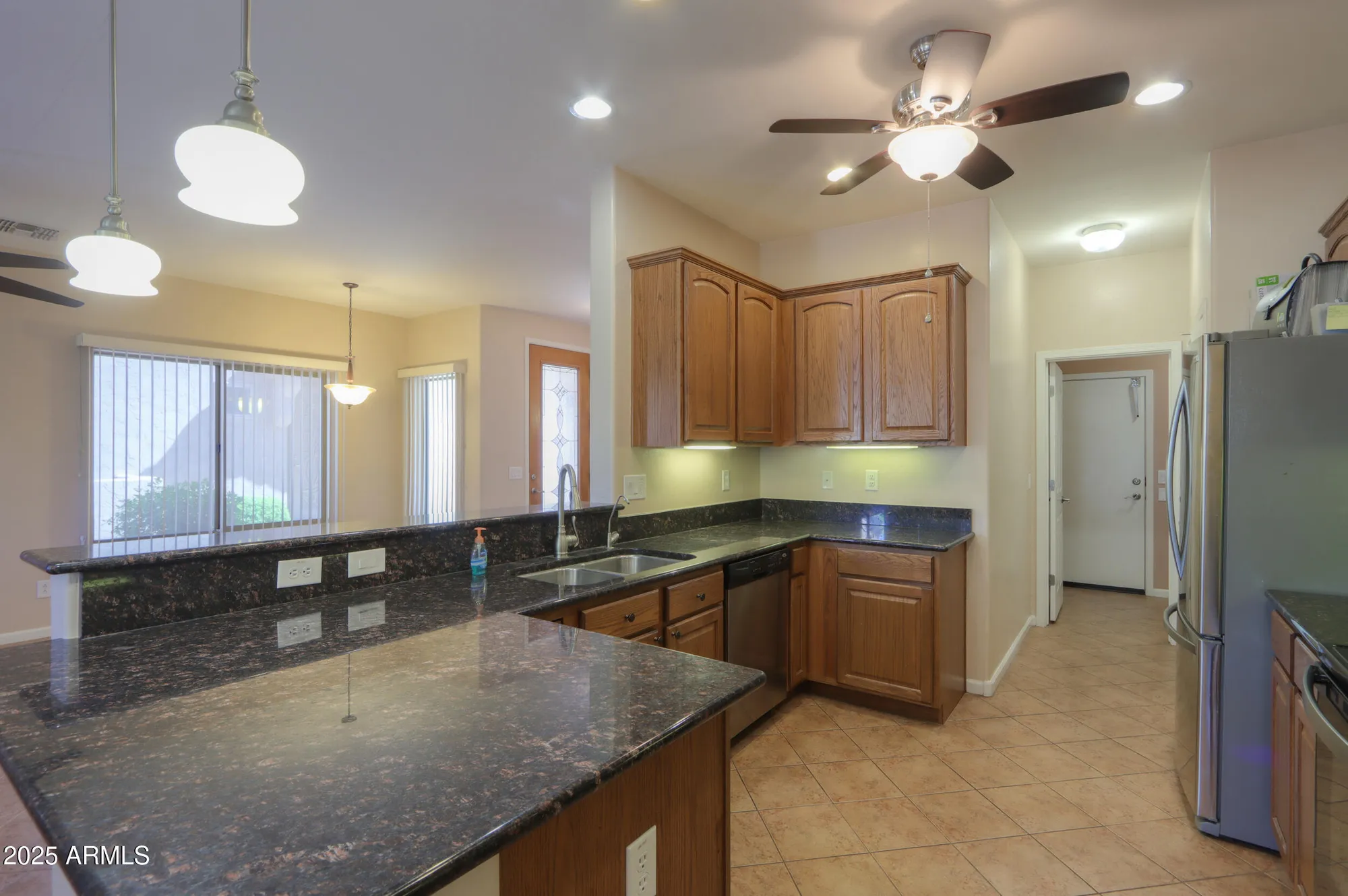 Property Slideshow image 14 of 61 | 1582 e manor dr, Casa Grande, AZ, 85122