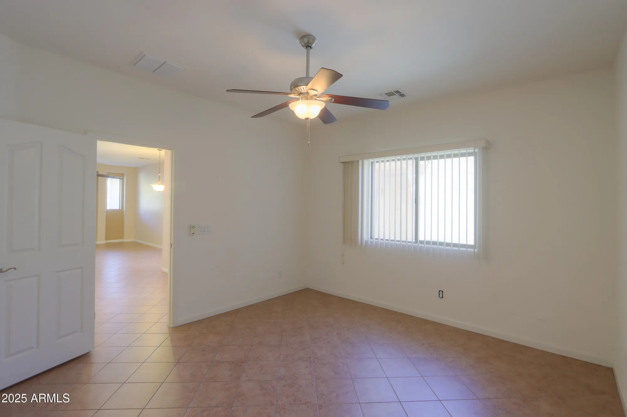 Property Slideshow image 21 of 61 | 1582 e manor dr, Casa Grande, AZ, 85122