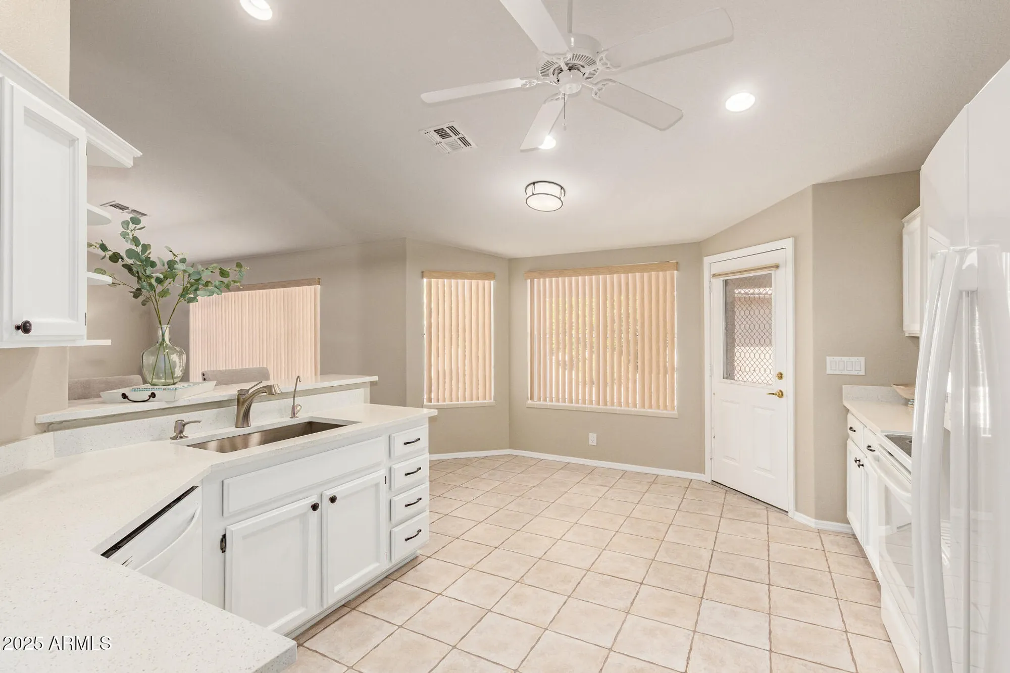 Property Slideshow image 23 of 87 | 11508 e medina ave, Mesa, AZ, 85209