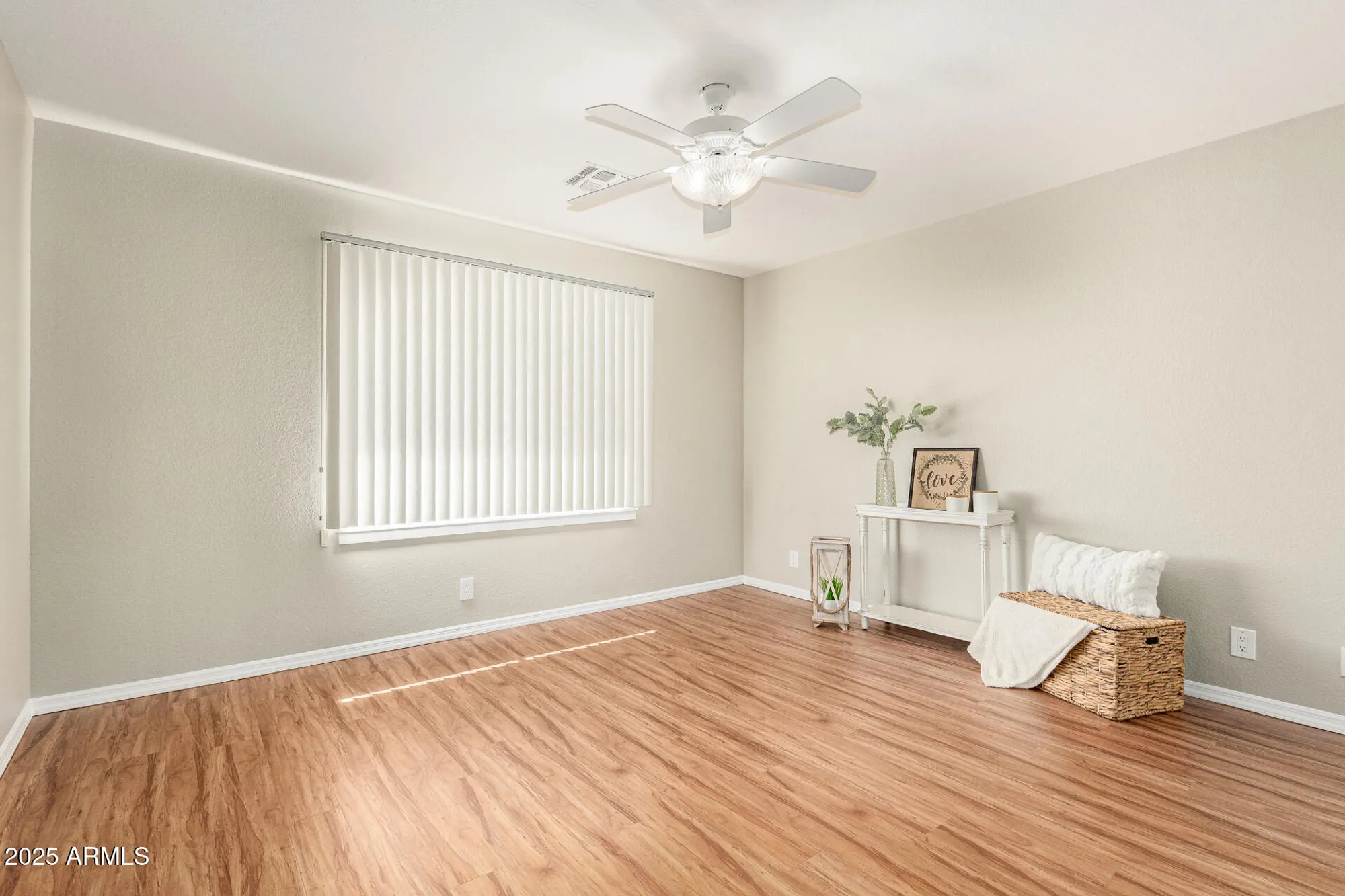 Property Slideshow image 31 of 87 | 11508 e medina ave, Mesa, AZ, 85209